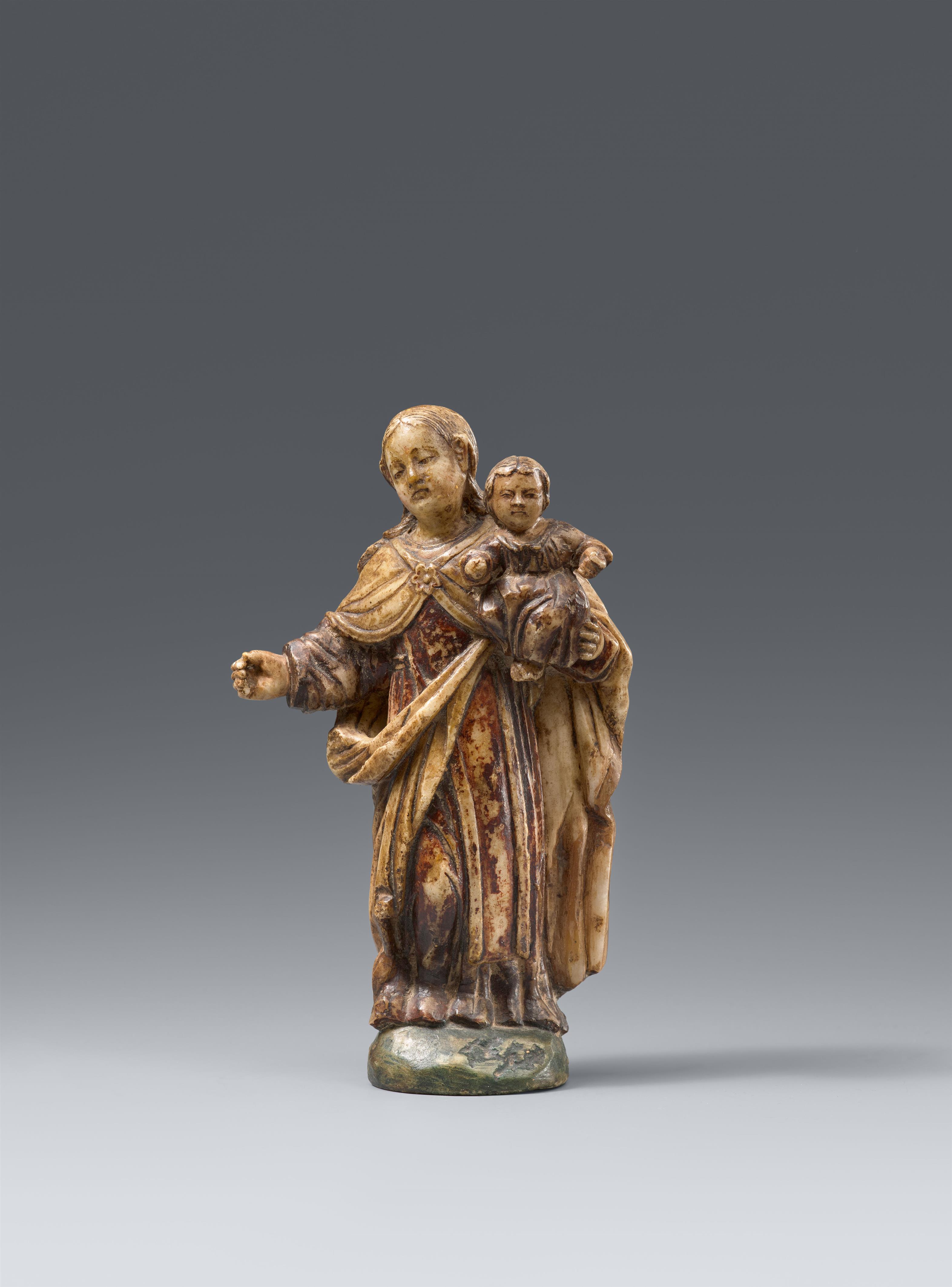 Iberisch-Kolonial 17th or 18th century - A stone figure of the Virgin and Child, Iberian-Colonial, 17th-18th century - image-1