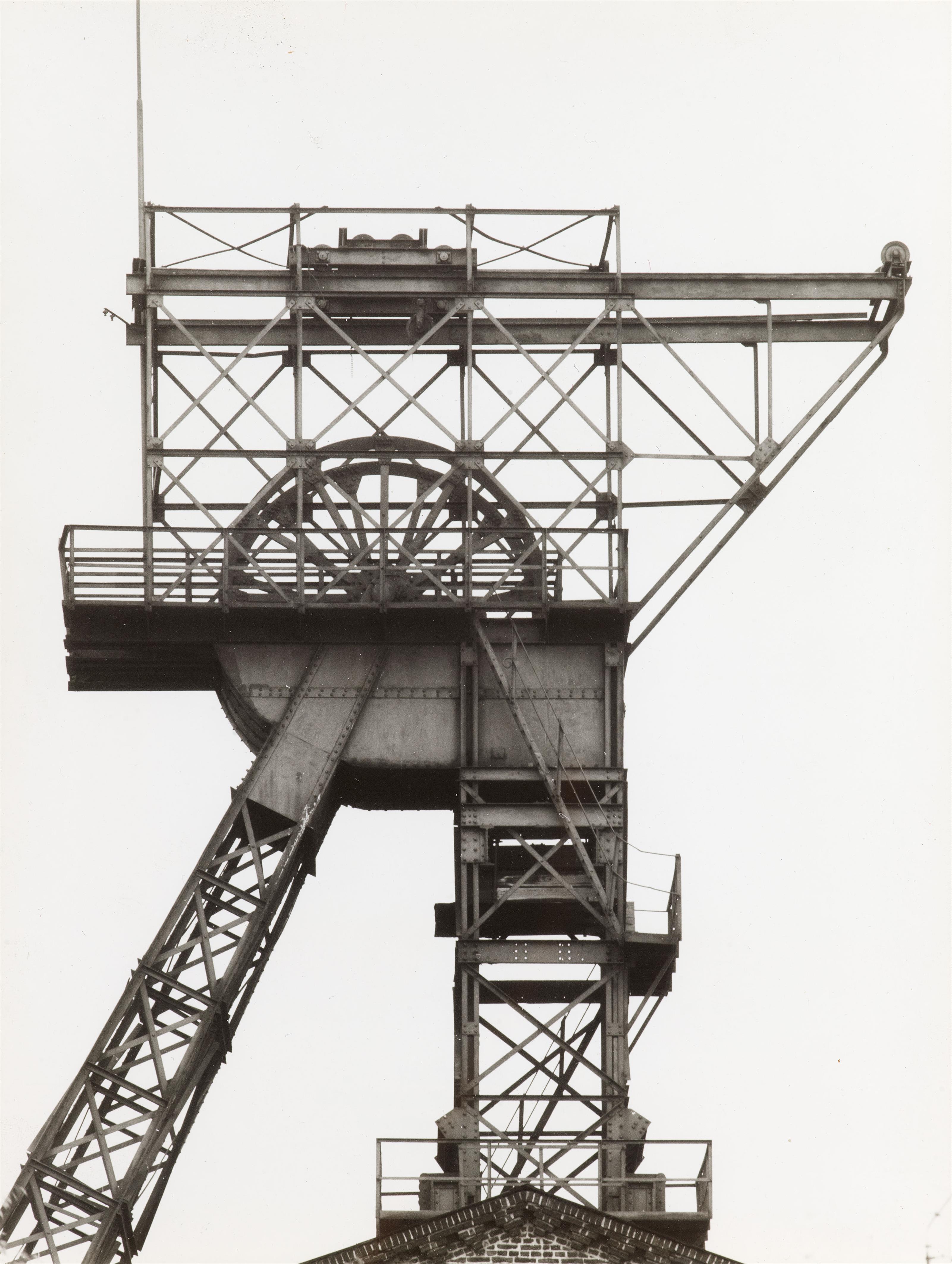 Bernd and Hilla Becher - Winding towers - image-12