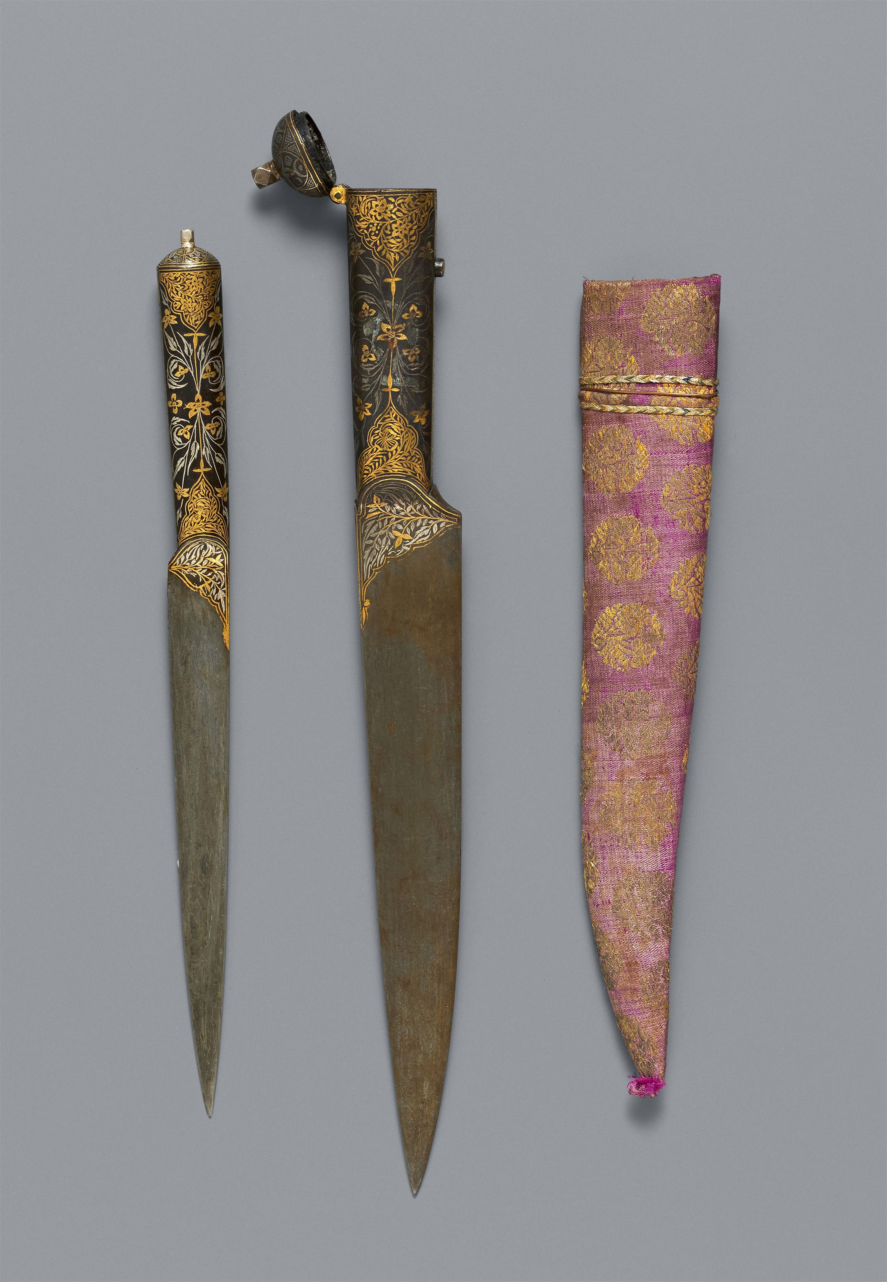 A North Indian kard oder pesh kabz with scabbard. 19th century - image-1