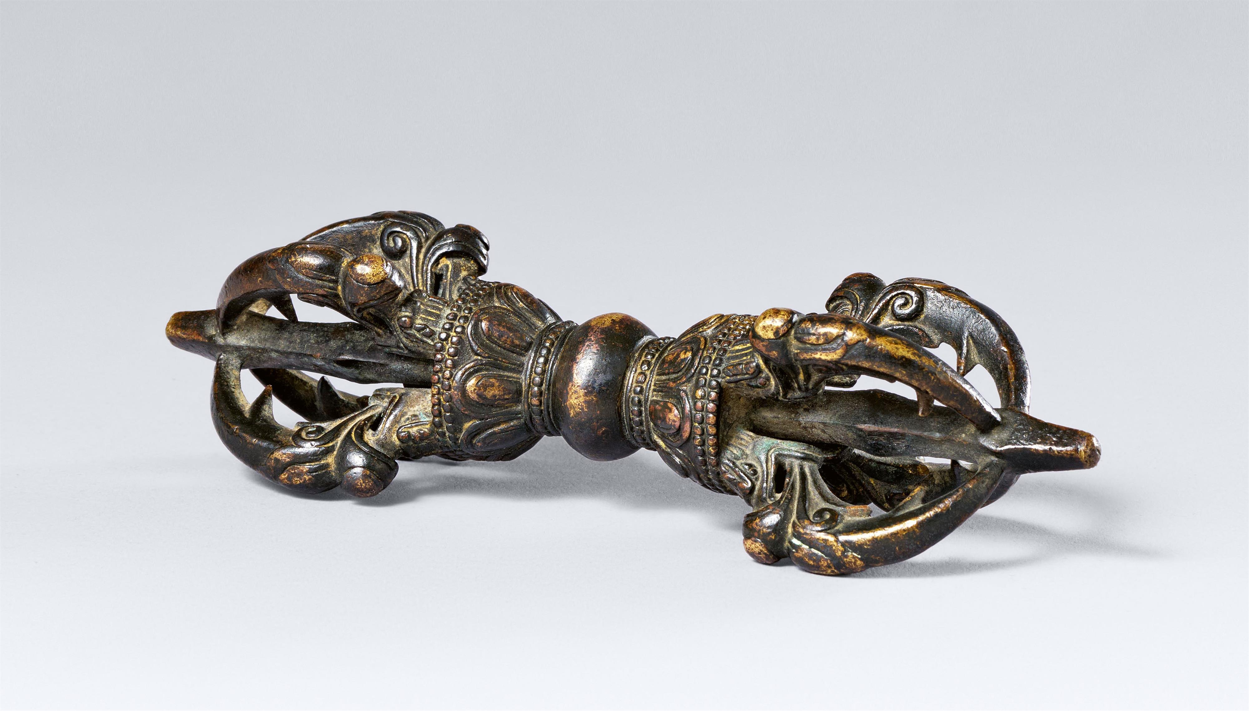 Vajra (dorje). Bronze. Sinotibetisch. Ming-Zeit (1368–1644) - image-1