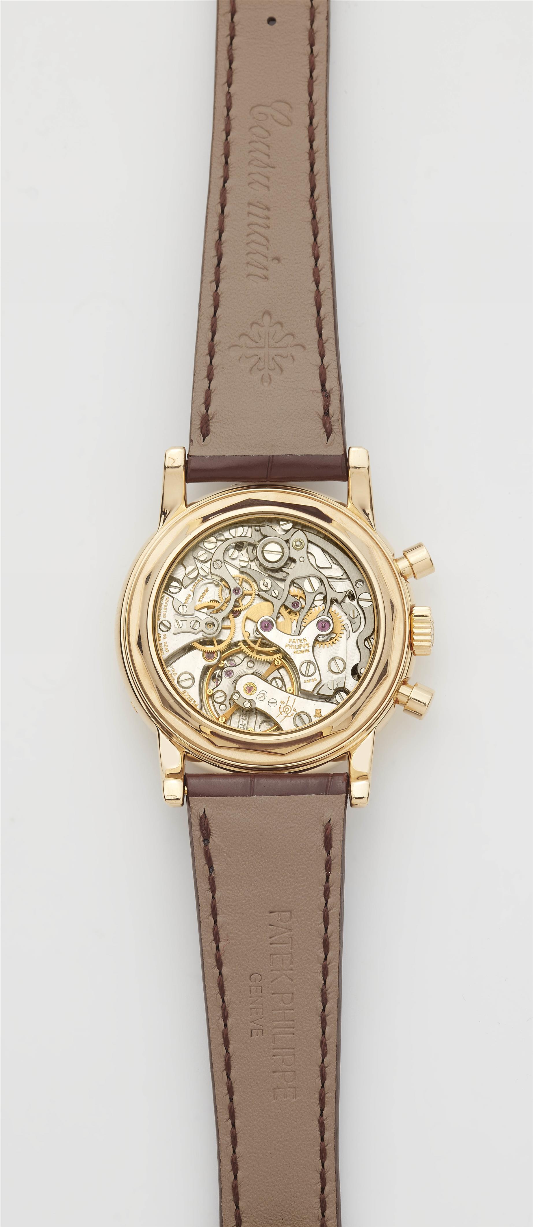 An extremely rare 18k Patek Philippe ref. 3971 gentelman's wristwatch. - image-3