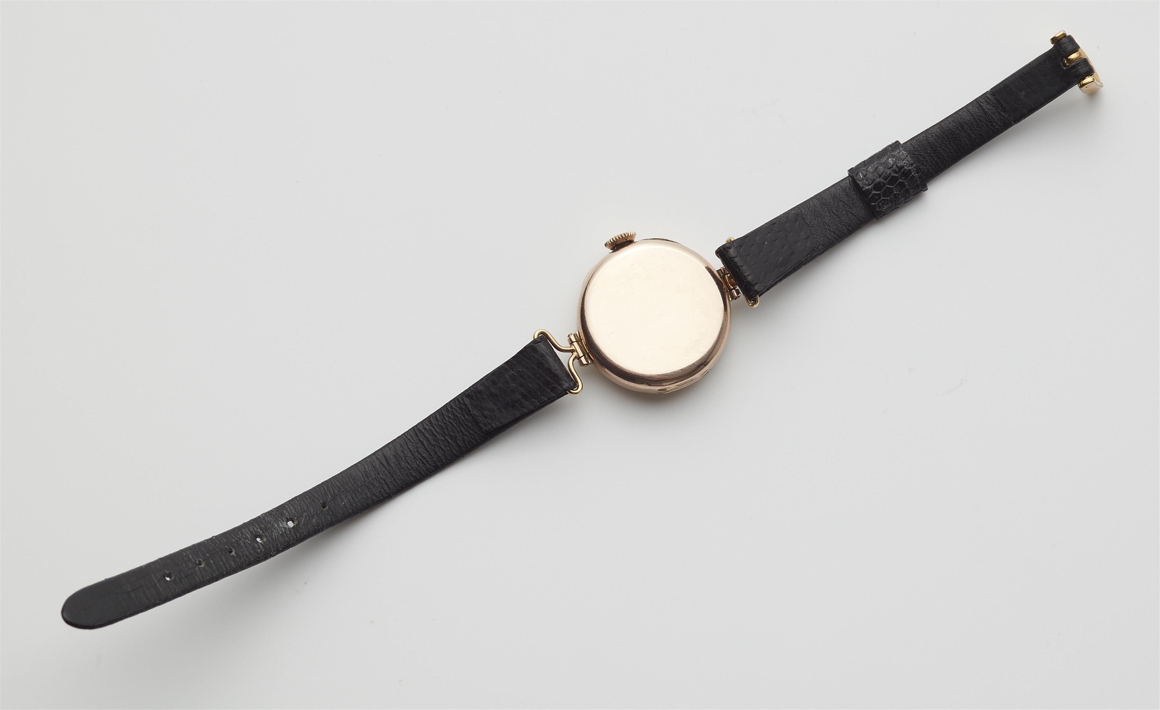 A 9k gold Art Deco Rolex ladies wristwatch. - image-2