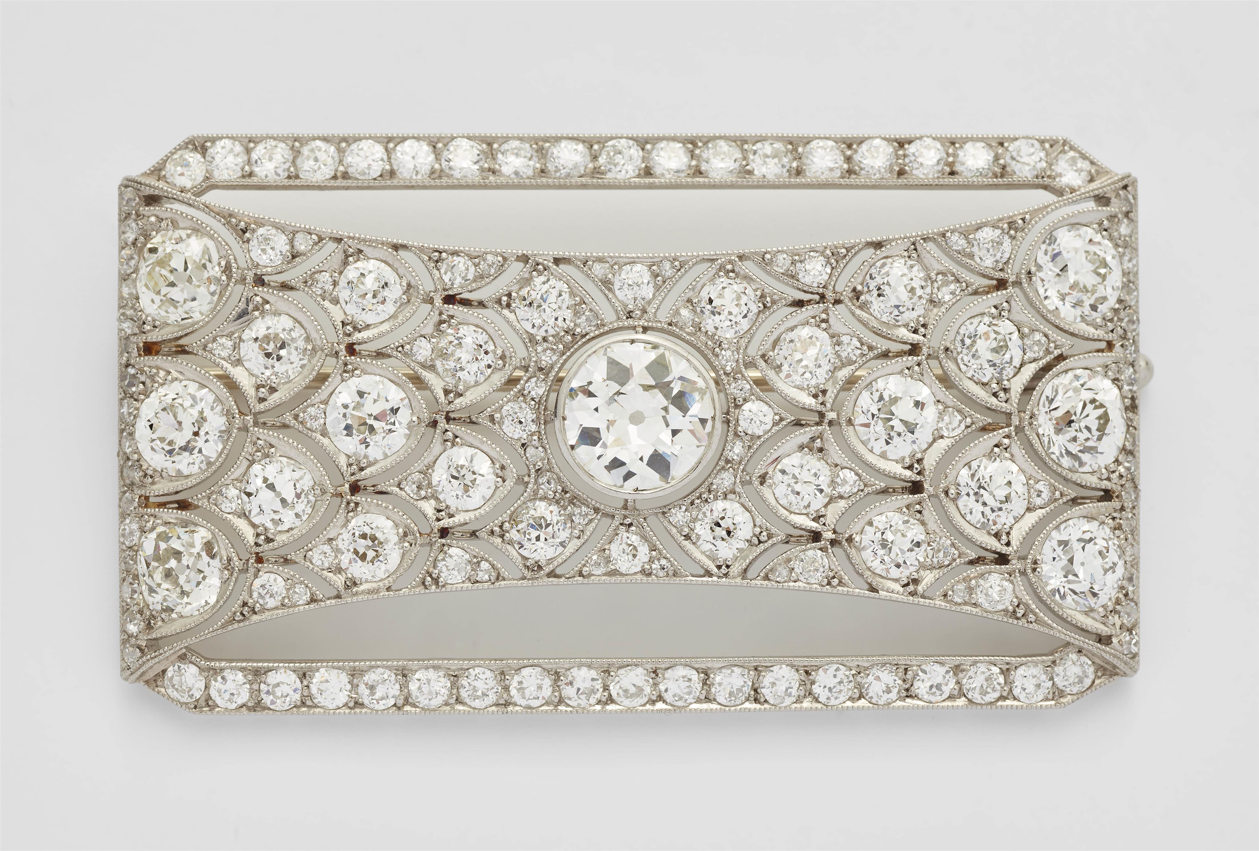 A Belle Epoque platinum diamond brooch with 18k gold pin. - image-3