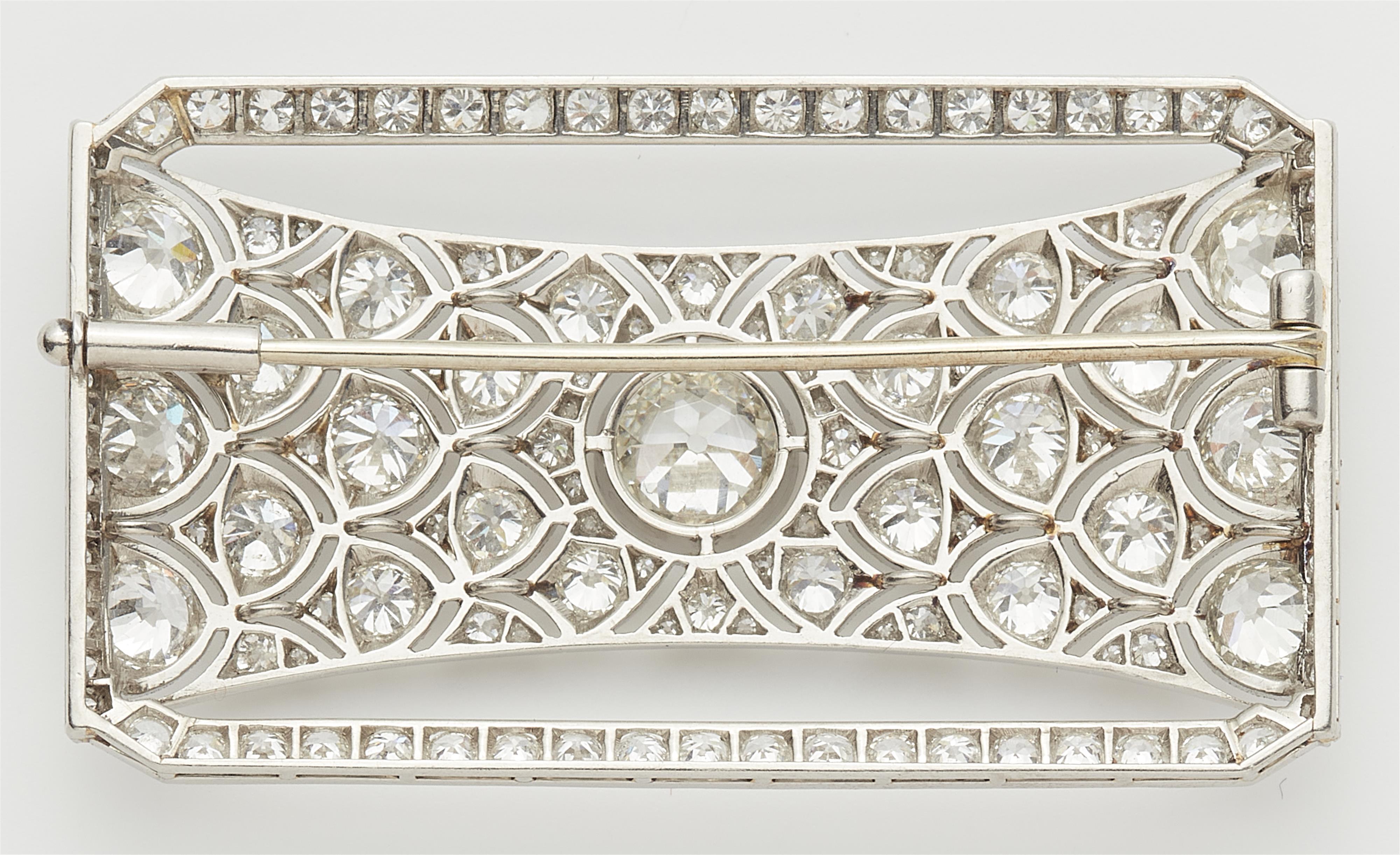 A Belle Epoque platinum diamond brooch with 18k gold pin. - image-4
