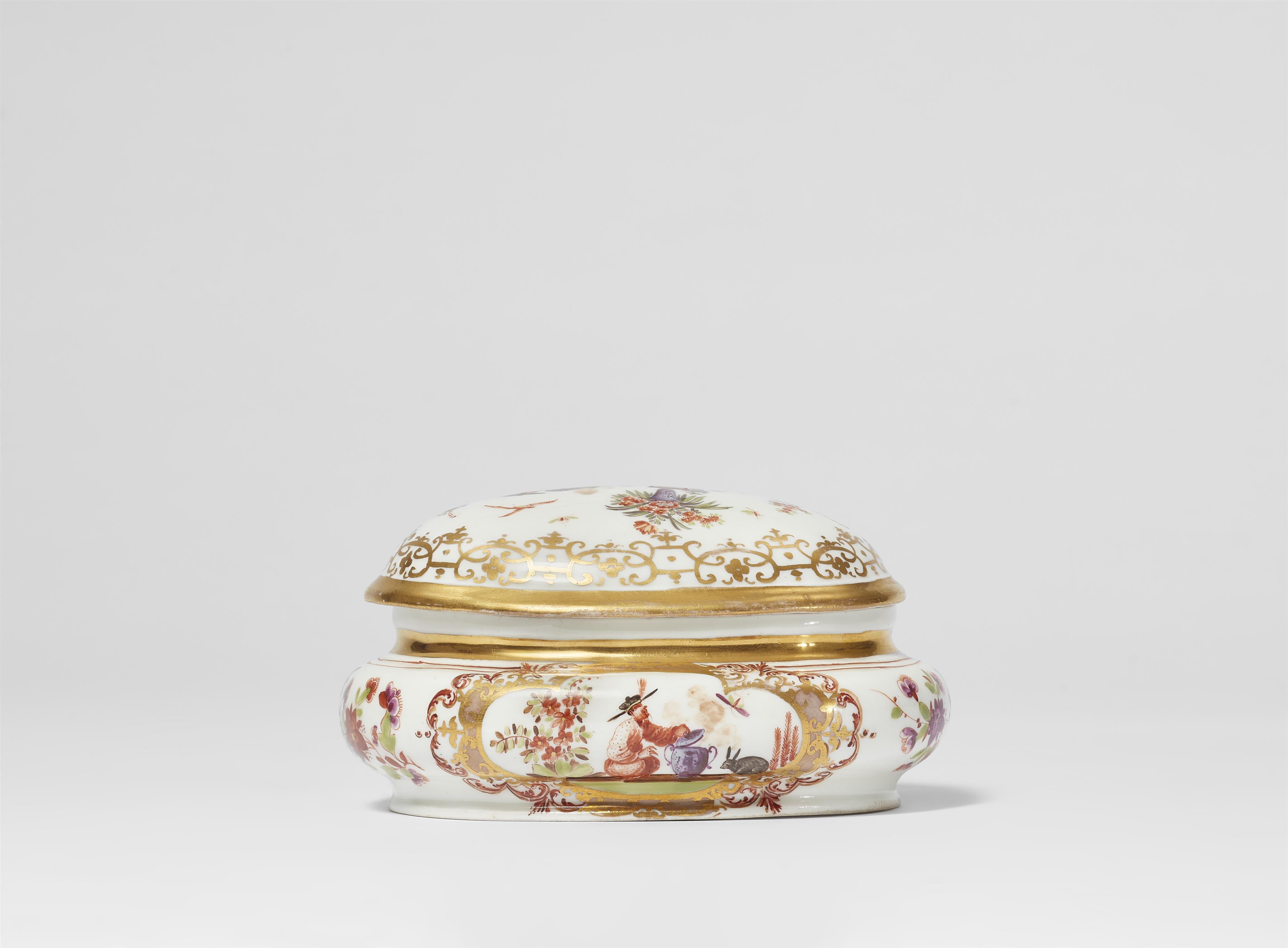 An early Meissen porcelain sugar box with K.P.M.mark and Chinoiseries - image-3
