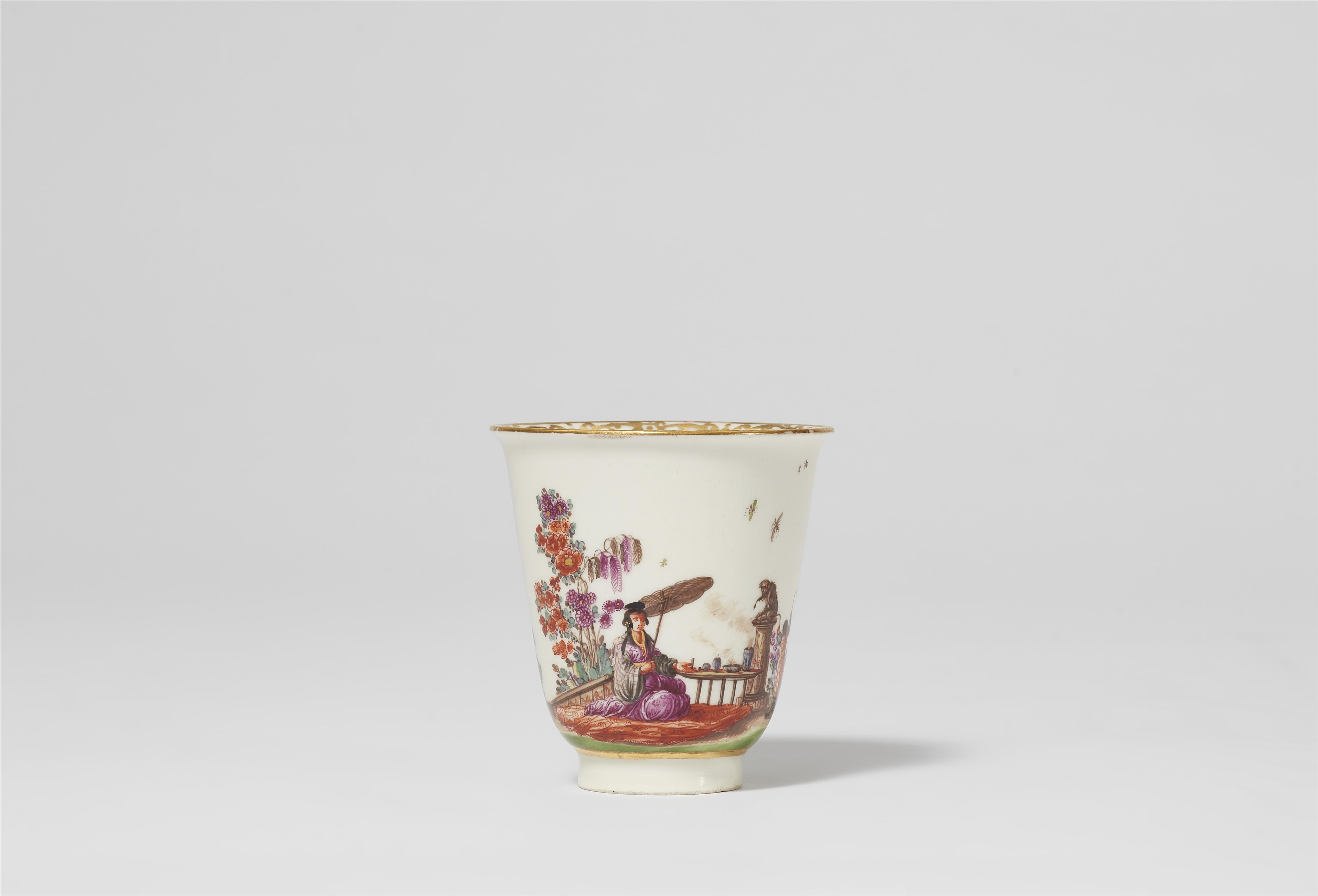 An early Meissen porcelain trembleuse cup with Hoeroldt Chinoiseries - image-3