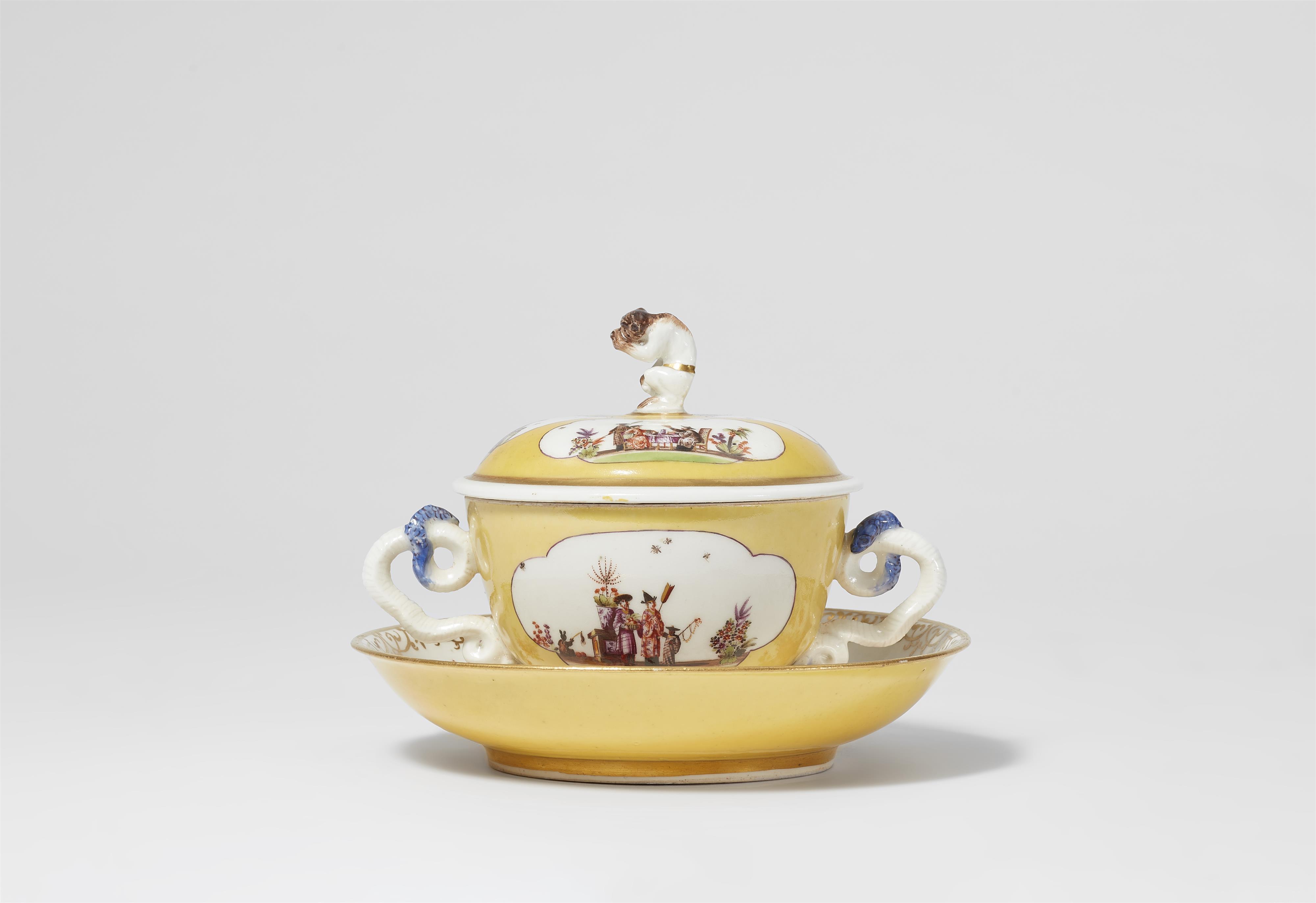 An early Meissen porcelain tureen with Chinoiserie decor and yellow ground - image-1