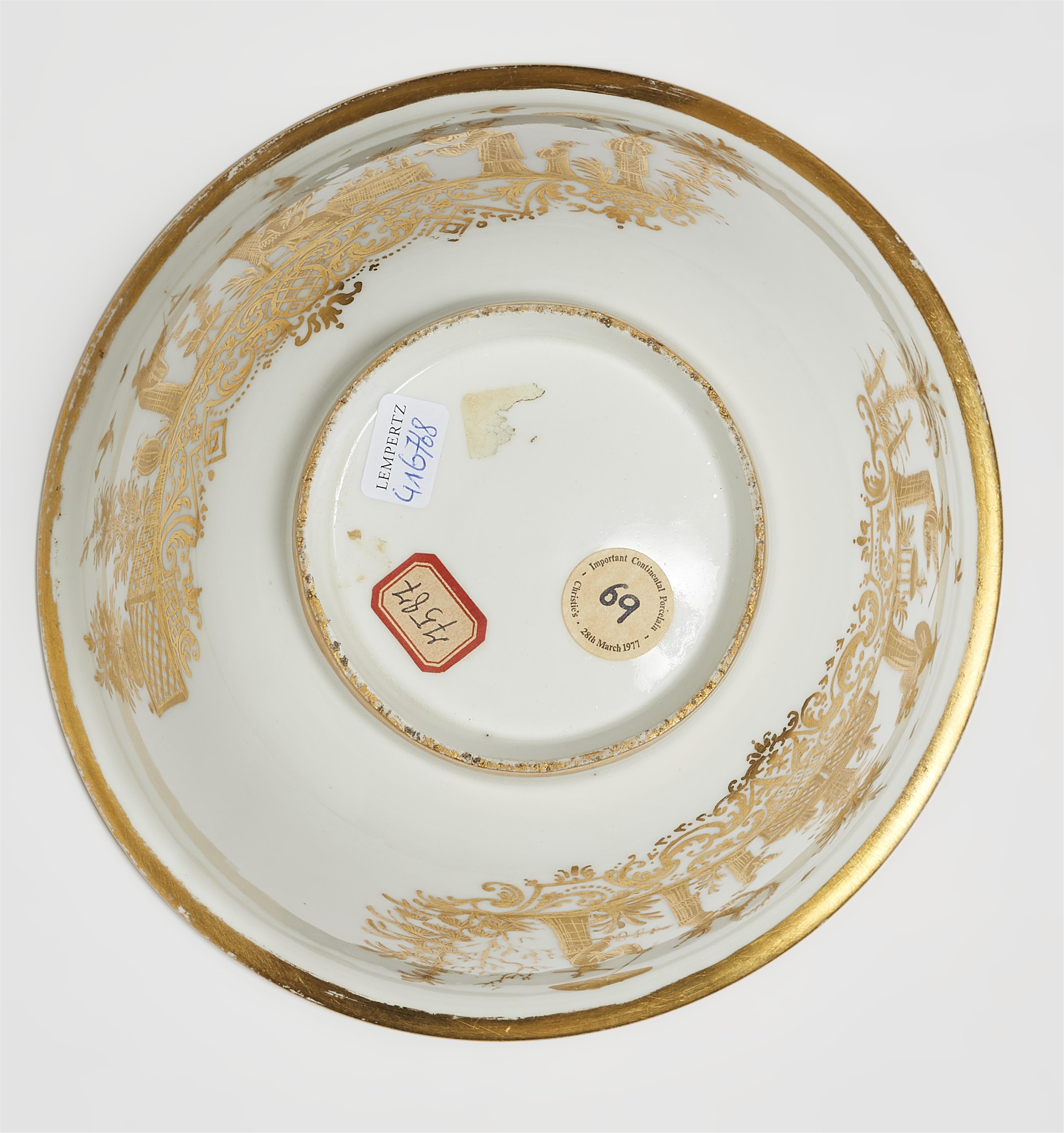 A Meissen Boettger porcelain bowl with Augsburg gildings - image-4
