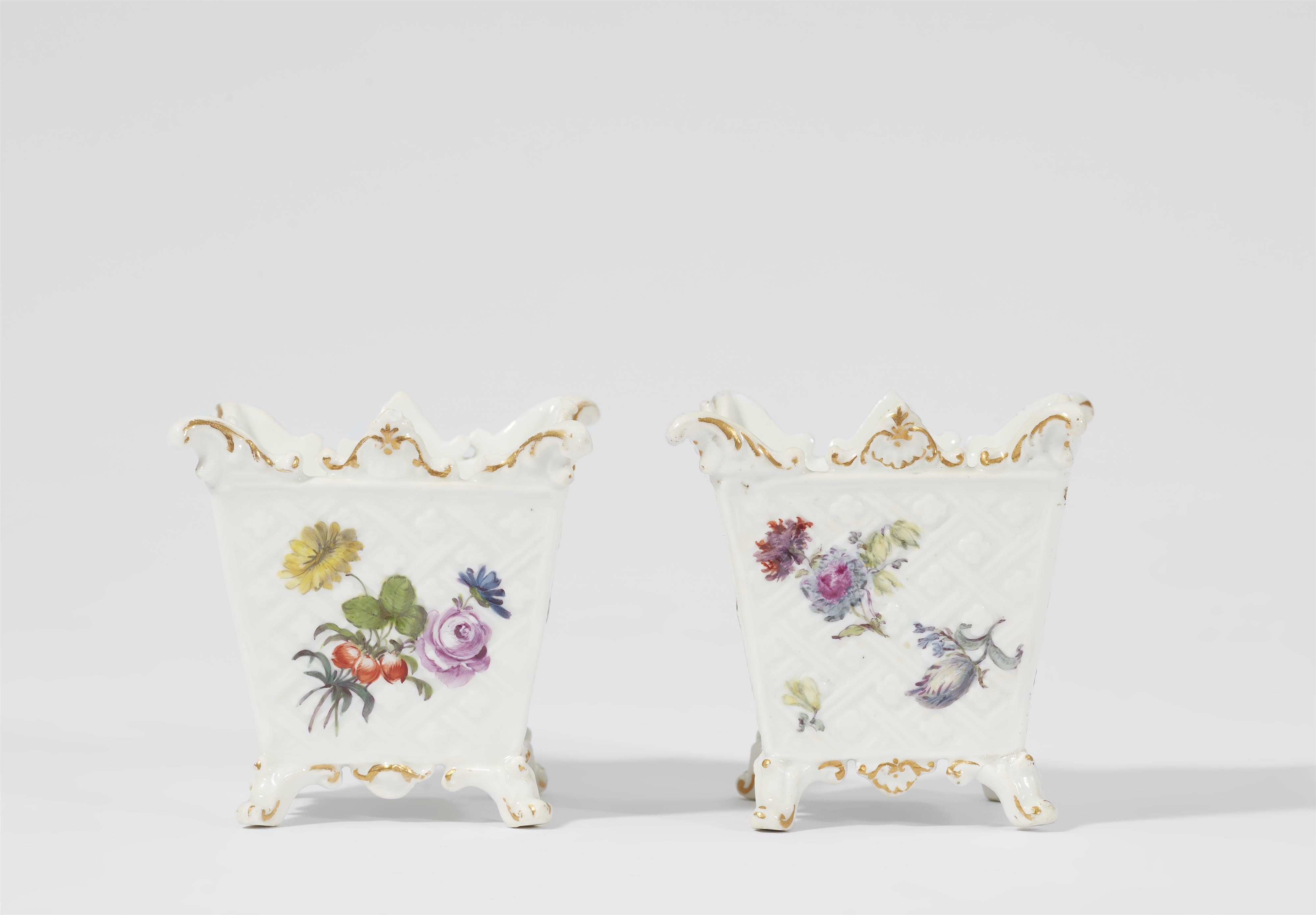 A pair of small Meissen porcelain flower pots - image-1