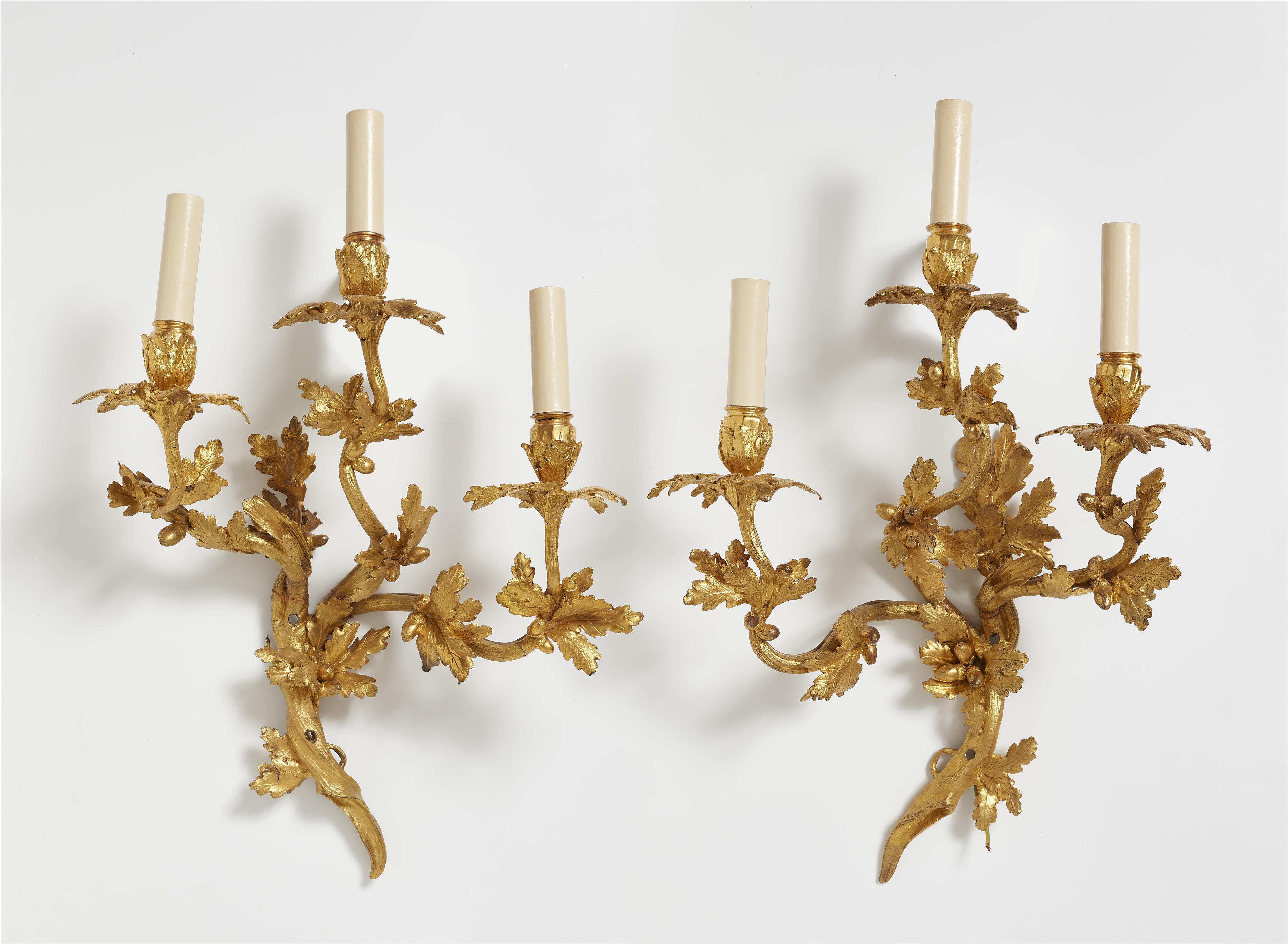 A pair of rare ormolu appliques with oak leaves - image-1