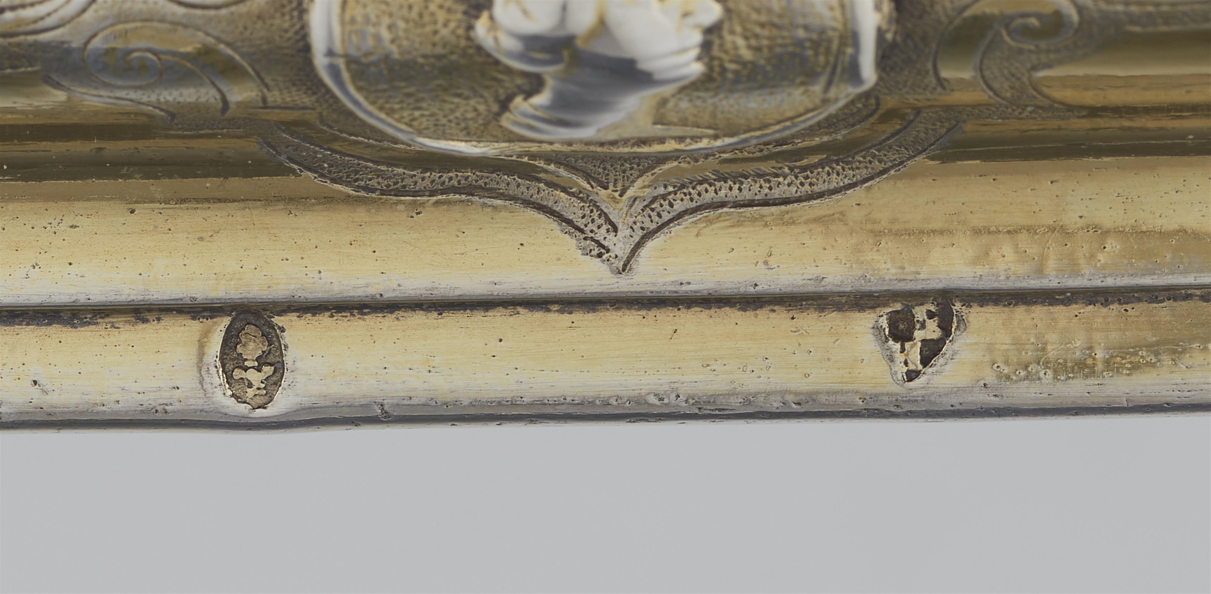 A large Augsburg Régence silver gilt box - image-3