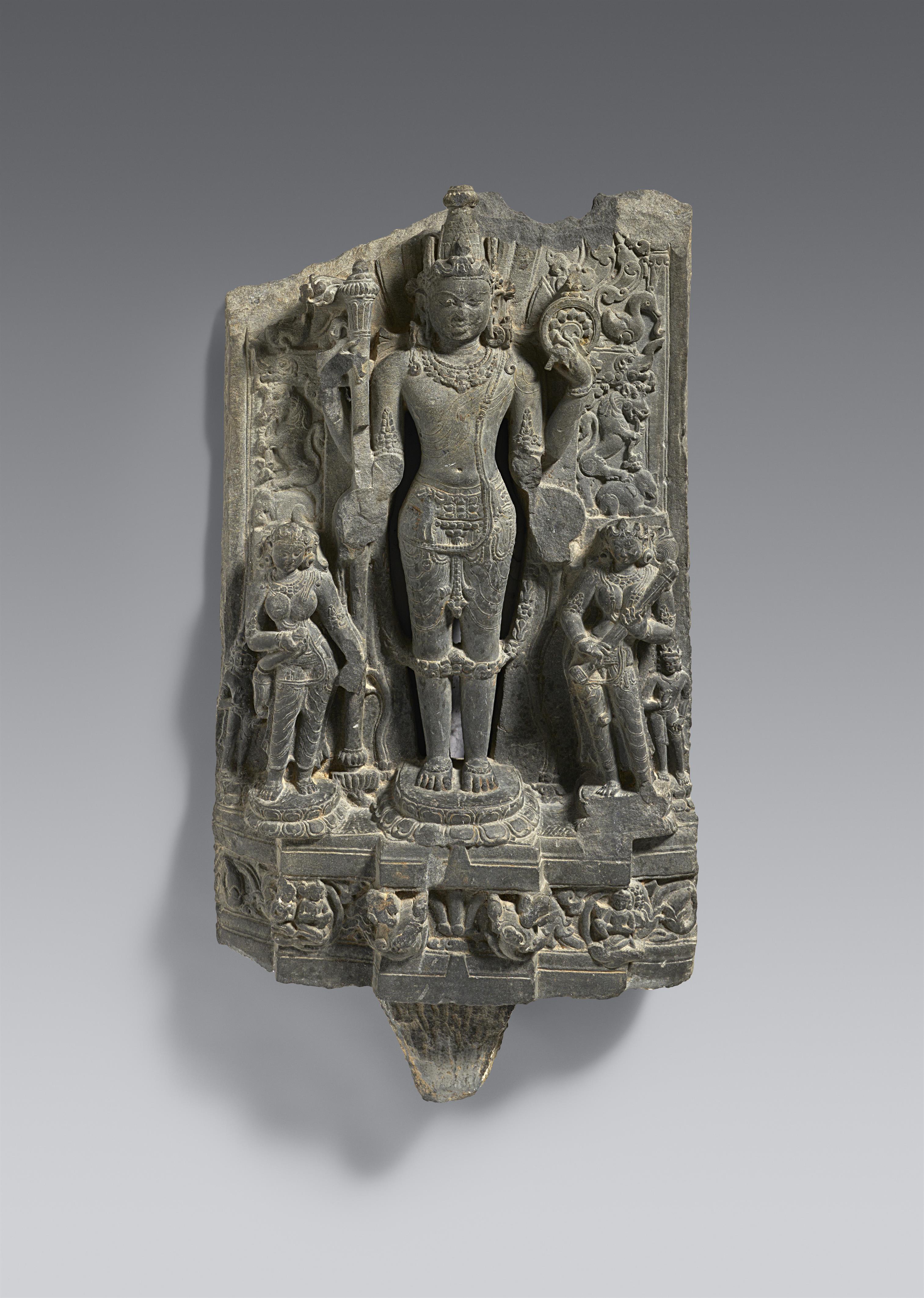 Stele des Vishnu. Grauer Stein. Nordost-Indien, Bihar. Pala-Zeit. 11./12. Jh. - image-1