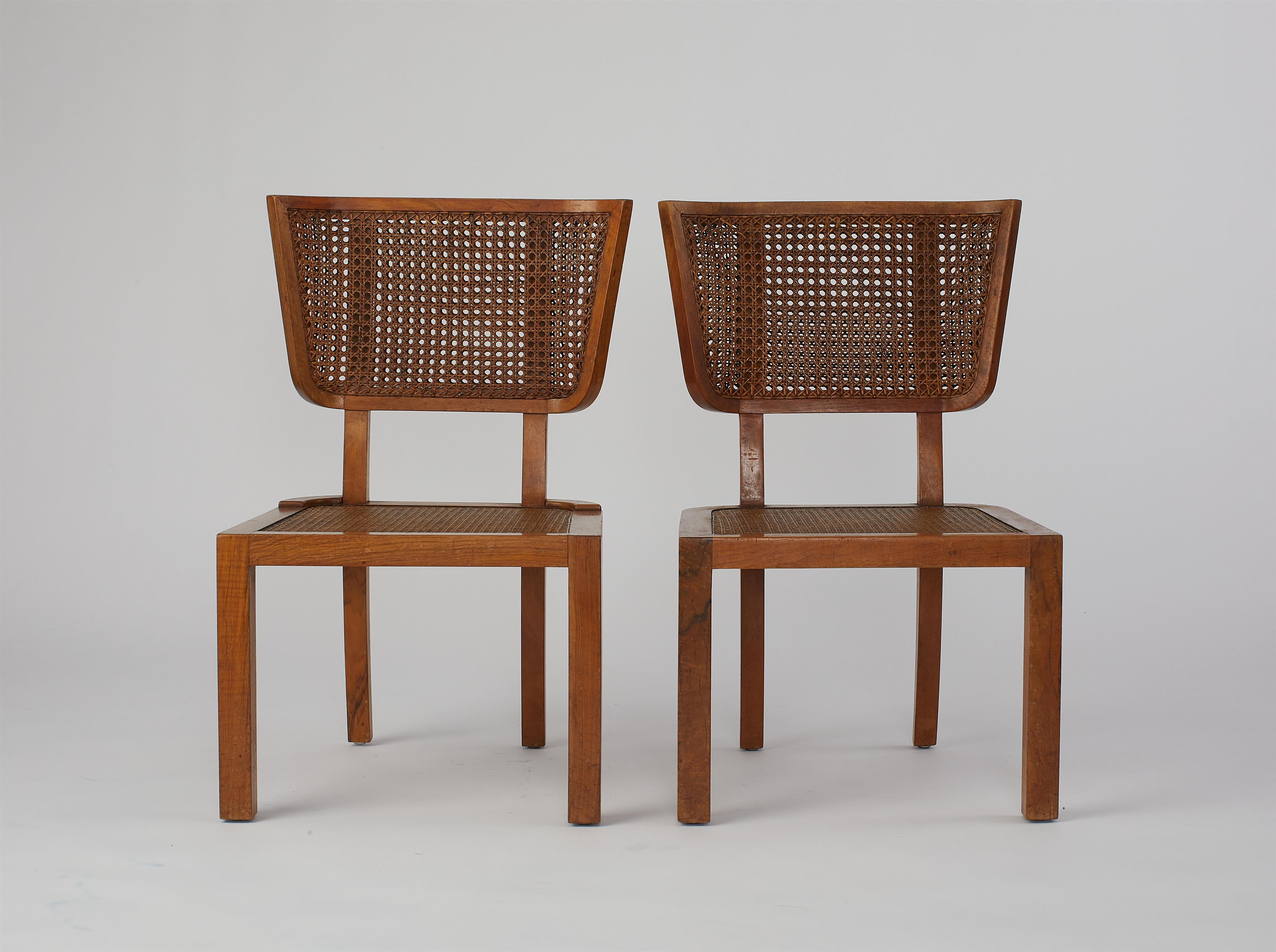 A pair of chairs
by Rudolf Fränkel (1901 - 1975) - image-1