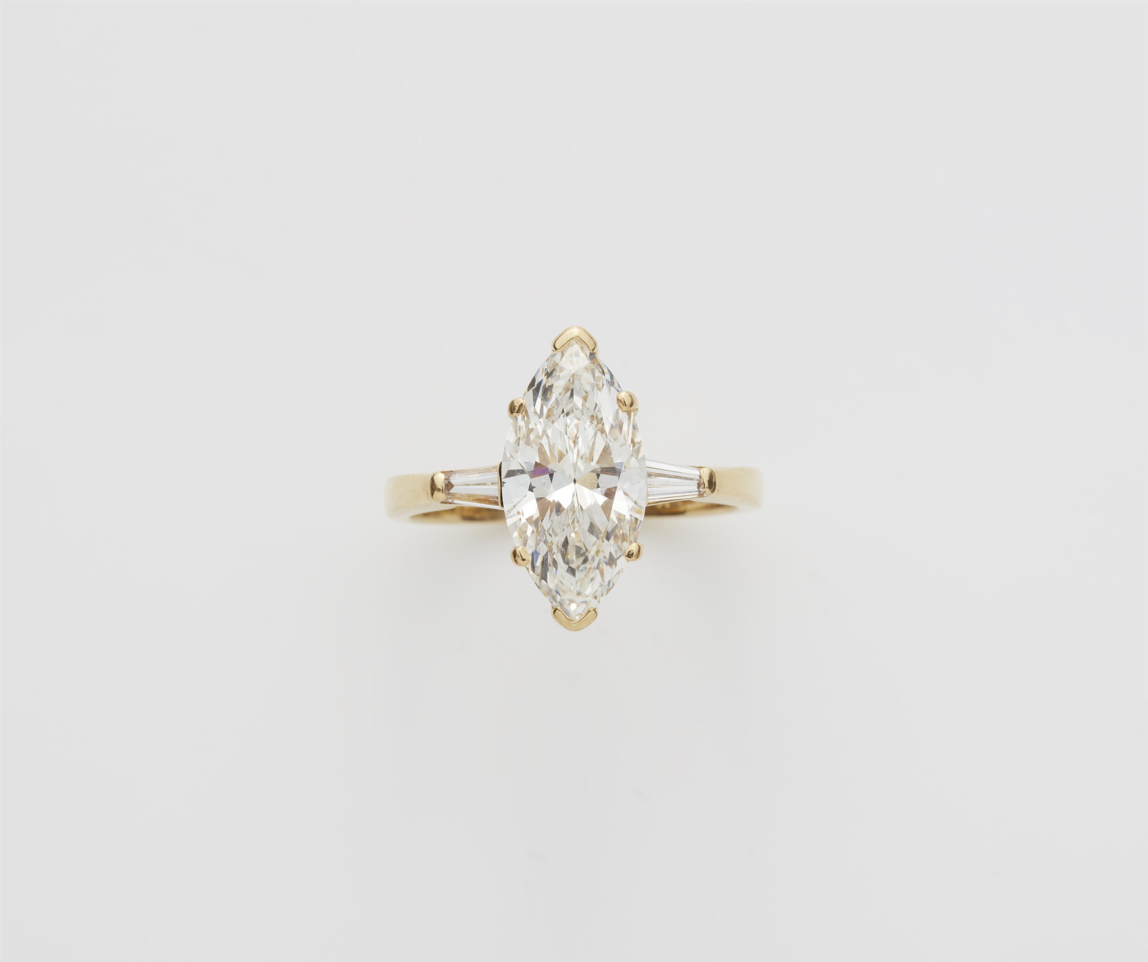 Marquise-Ring mit Diamantsolitär - image-1