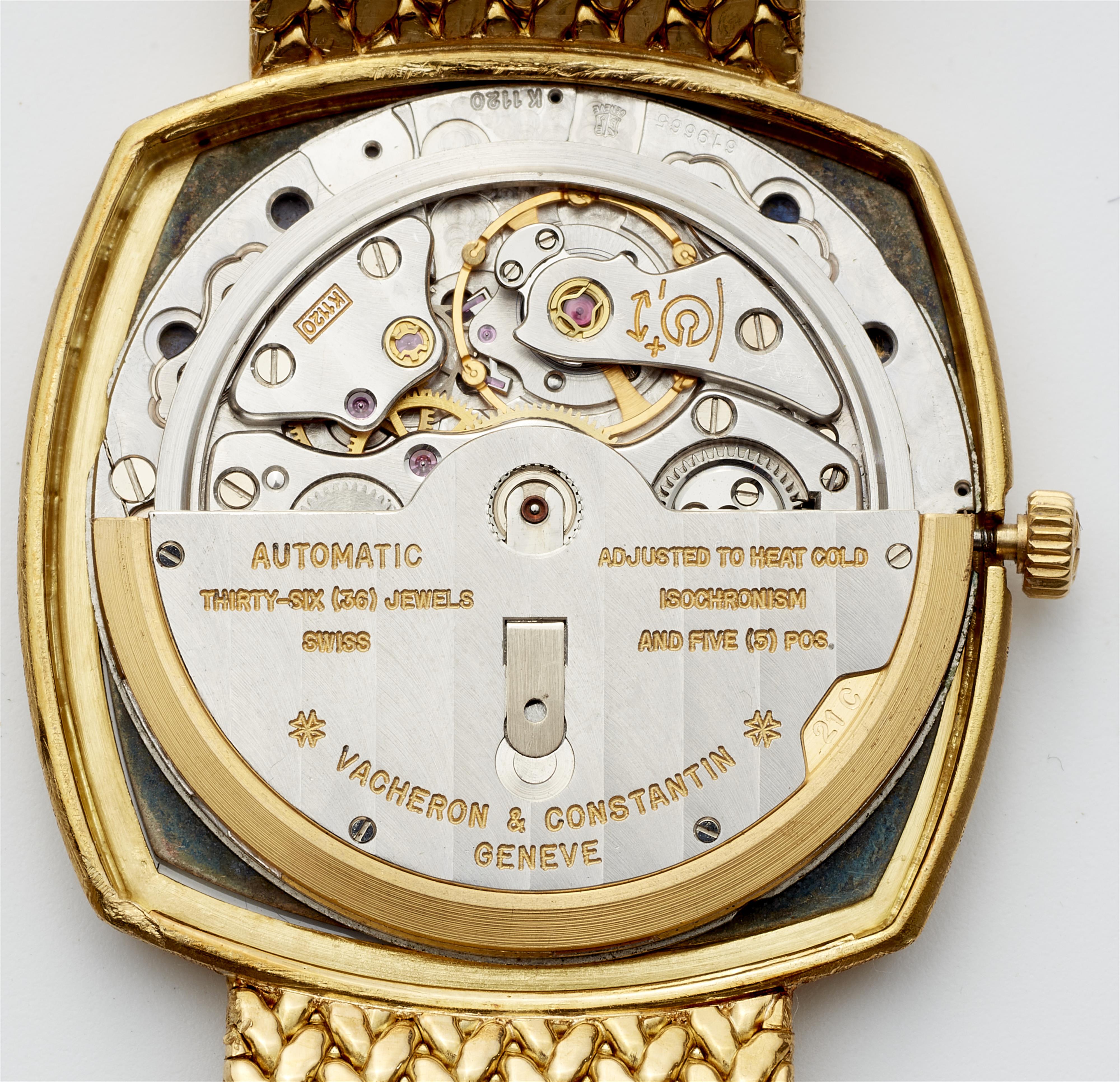 An 18k yellow gold Vacheron & Constantin gentelman's wristwatch. - image-2
