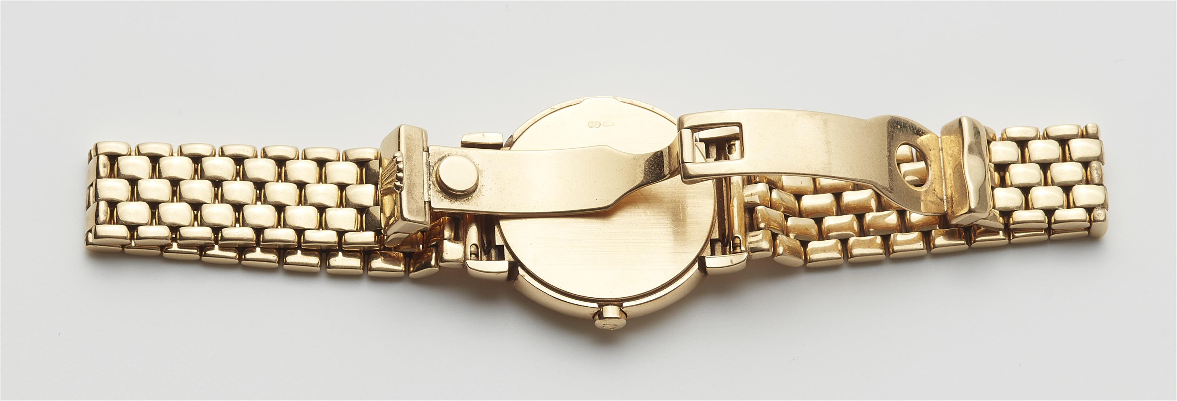 An 18k yellow gold quartz Rolex Cellini ladies wristwatch. - image-2