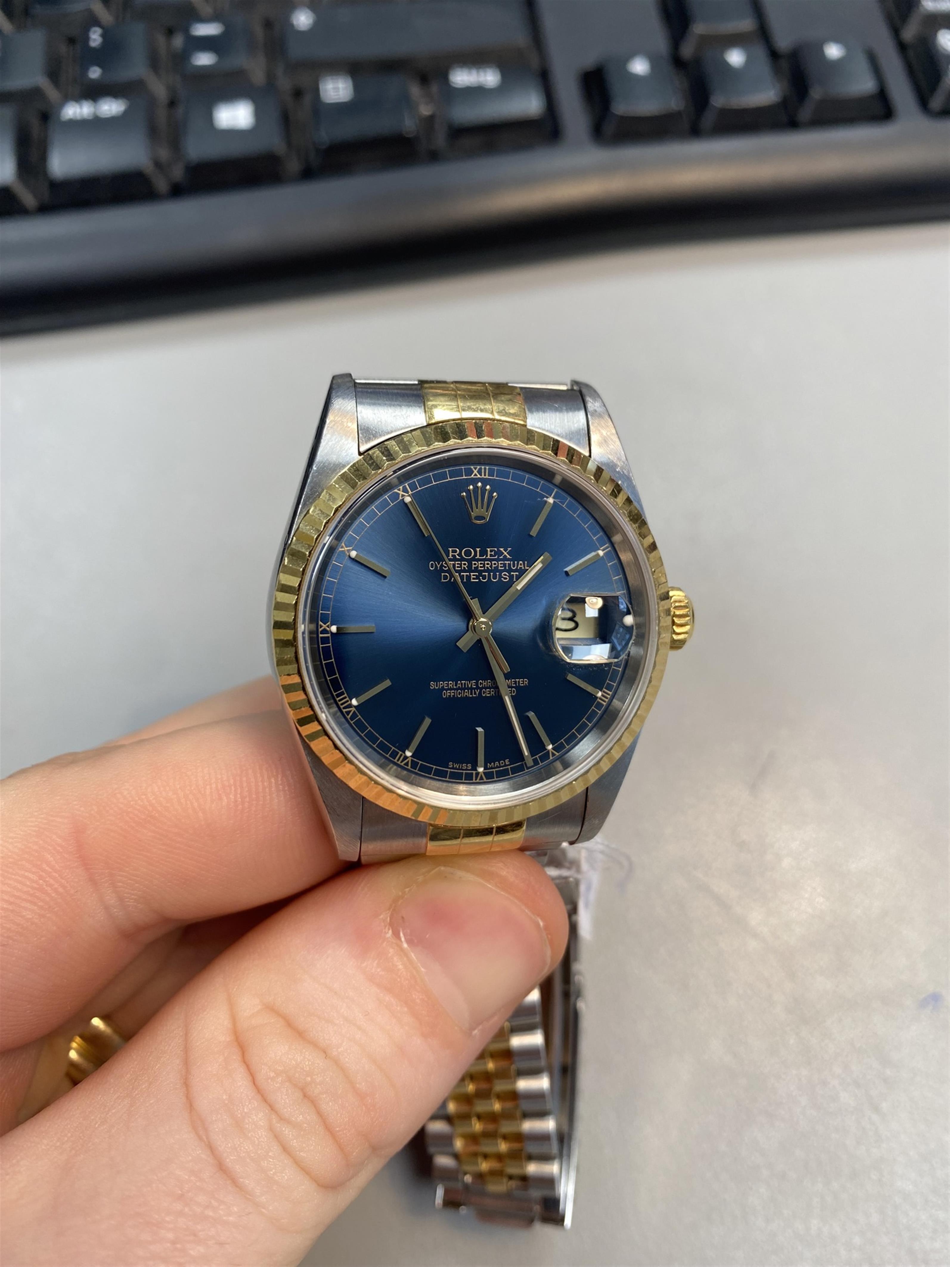An 18k yellow gold and stainless steel automatic Rolex datejust gentleman's wristwatch. - image-6