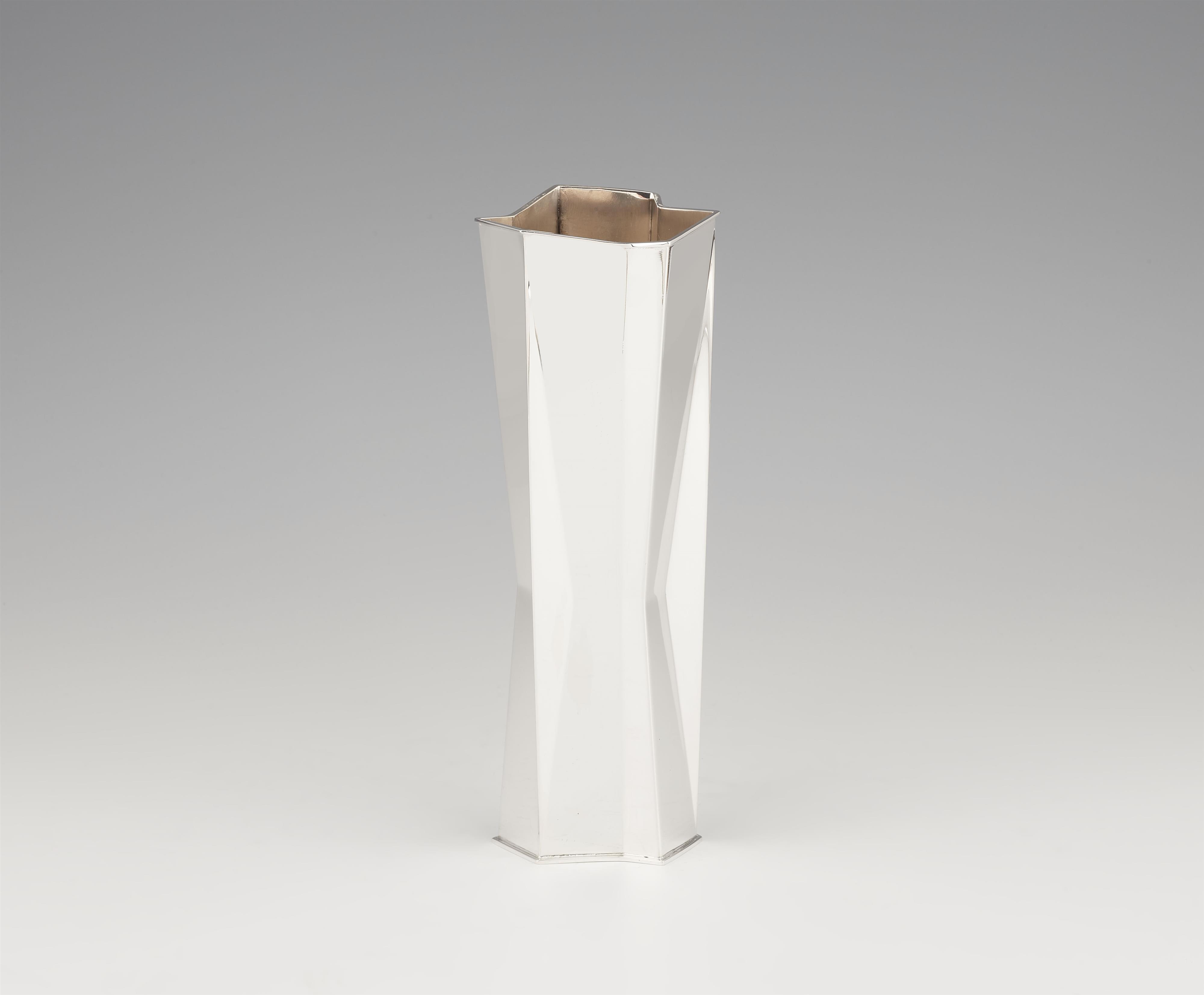 A Wirkkala silver vase, model no. TW226 - image-1