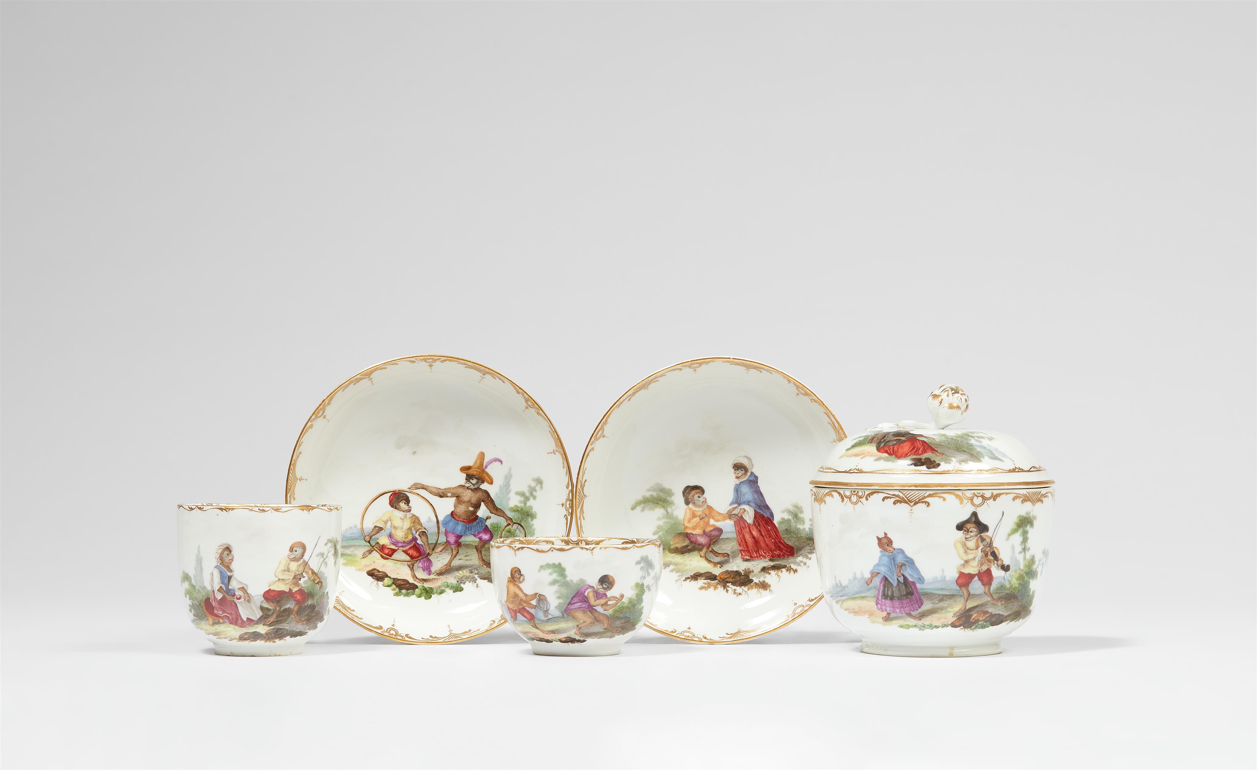 Items from a Fürstenberg porcelain service with monkey motifs - image-1