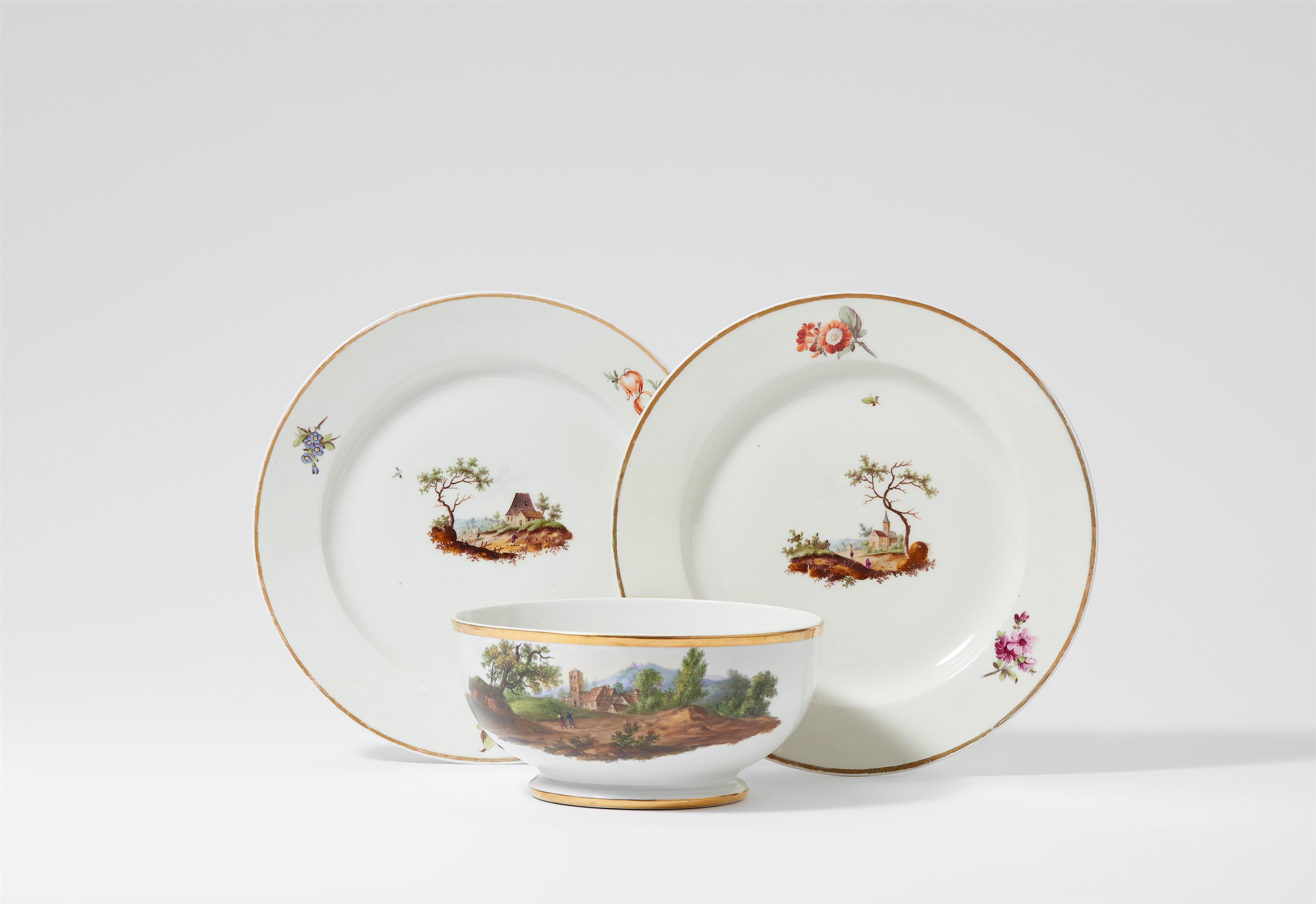 A pair of Fürstenberg porcelain plates and a slop bowl - image-1
