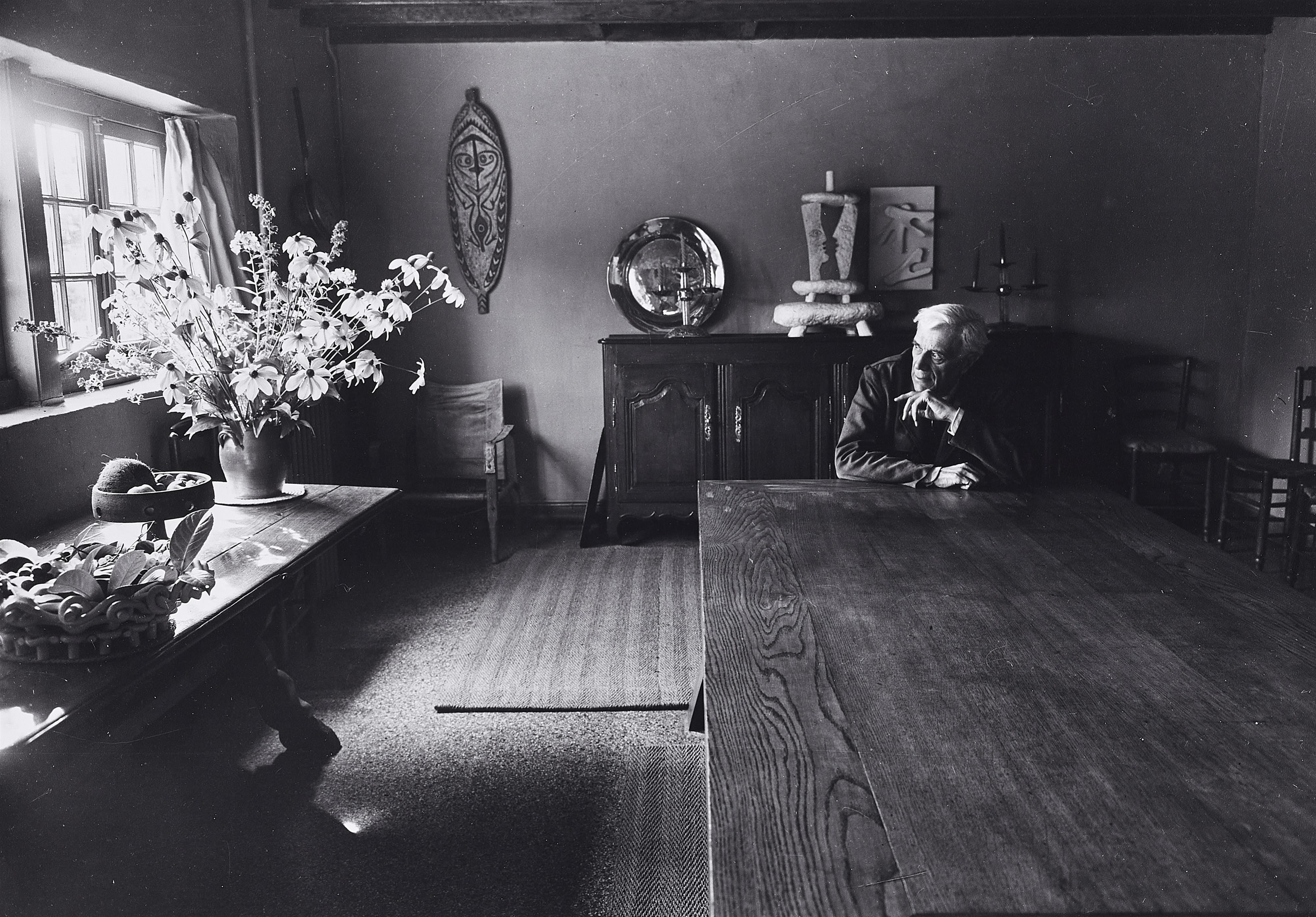 Robert Doisneau - Georges Braque à Varengeville-sur-Mer - image-1