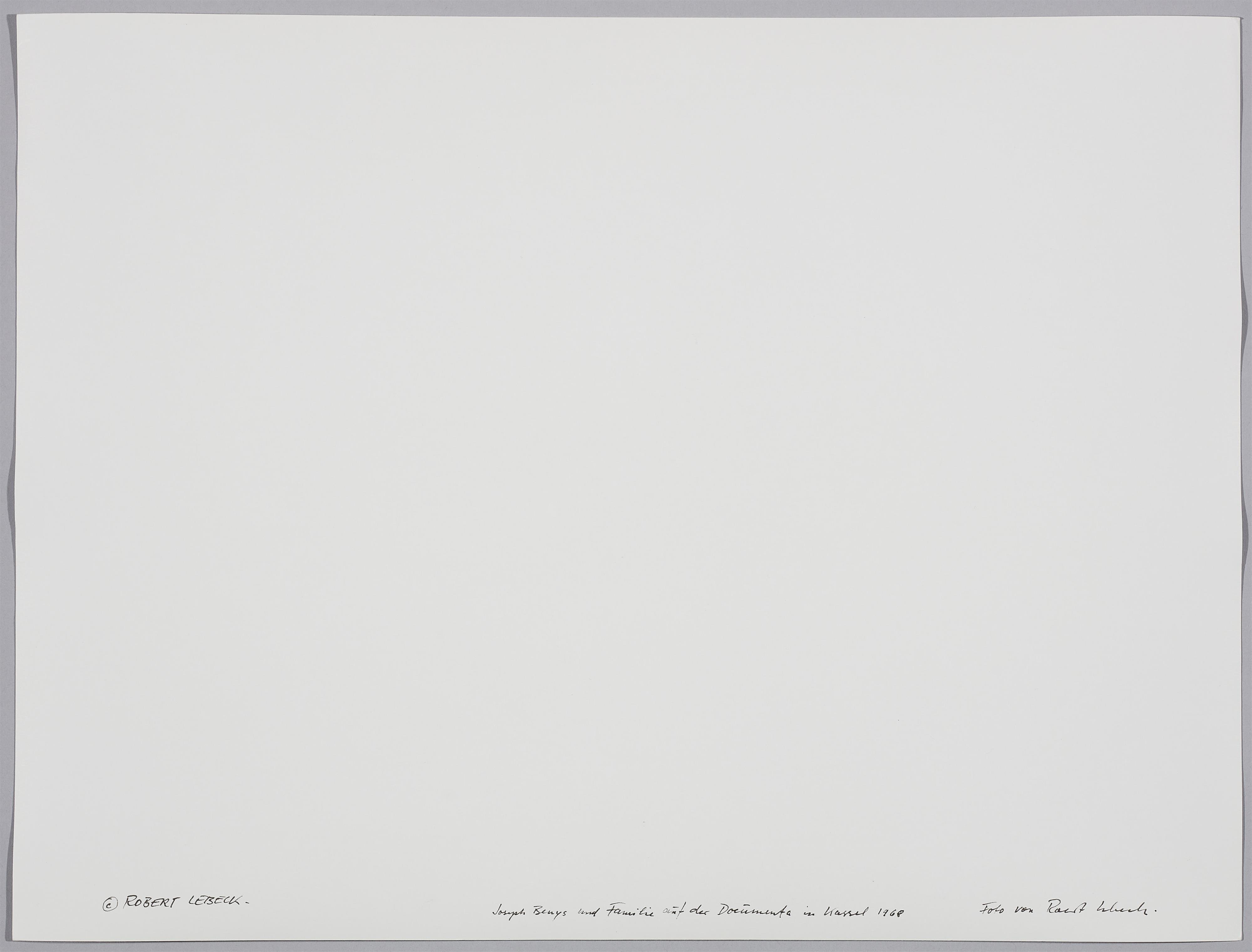 Robert Lebeck - Joseph Beuys und Familie auf der Documenta in Kassel - image-2