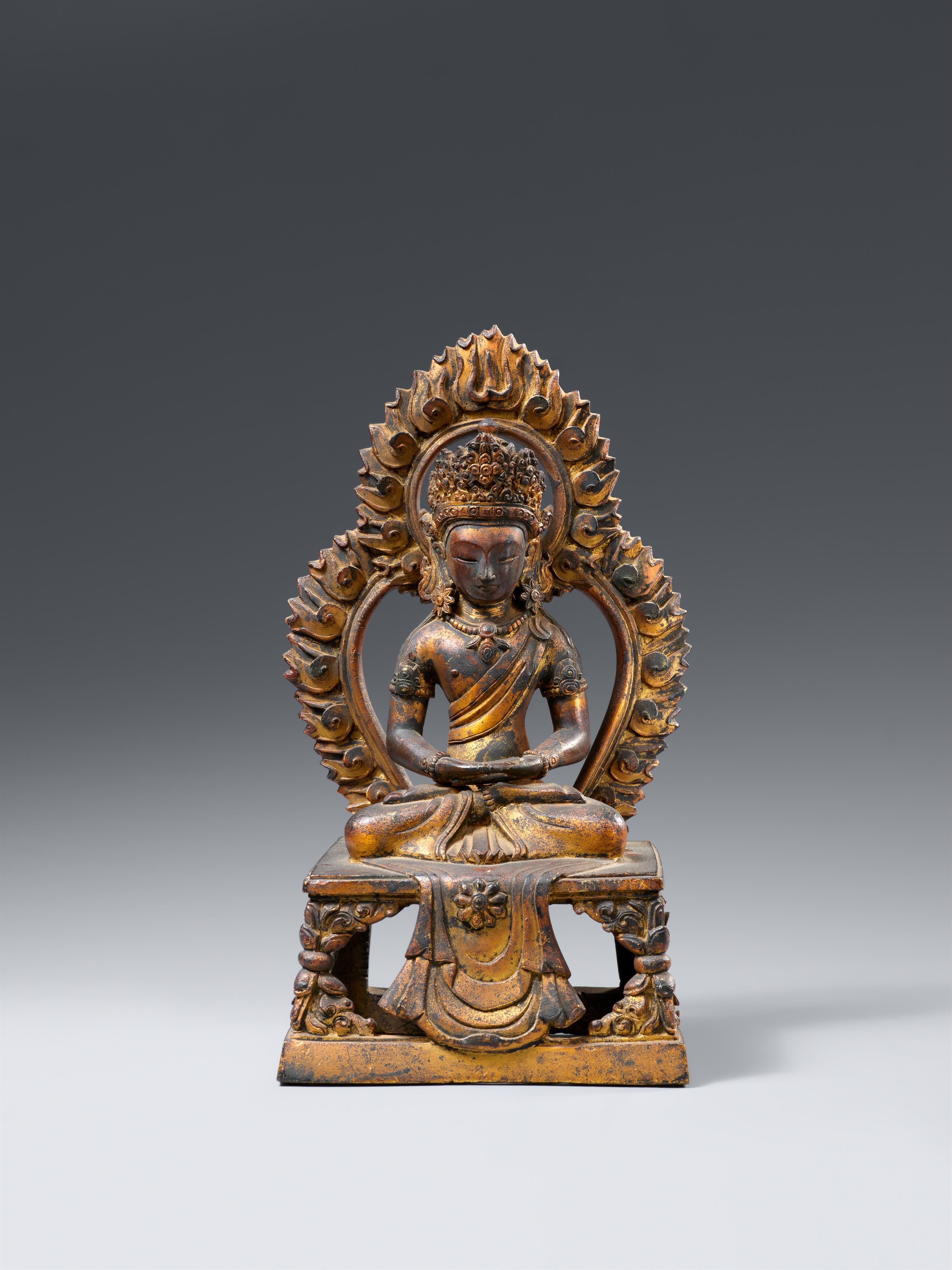 Amitayus. Feuervergoldete Bronze. Sino-tibetisch. Qianlong-Periode, ca. 1770 - image-1