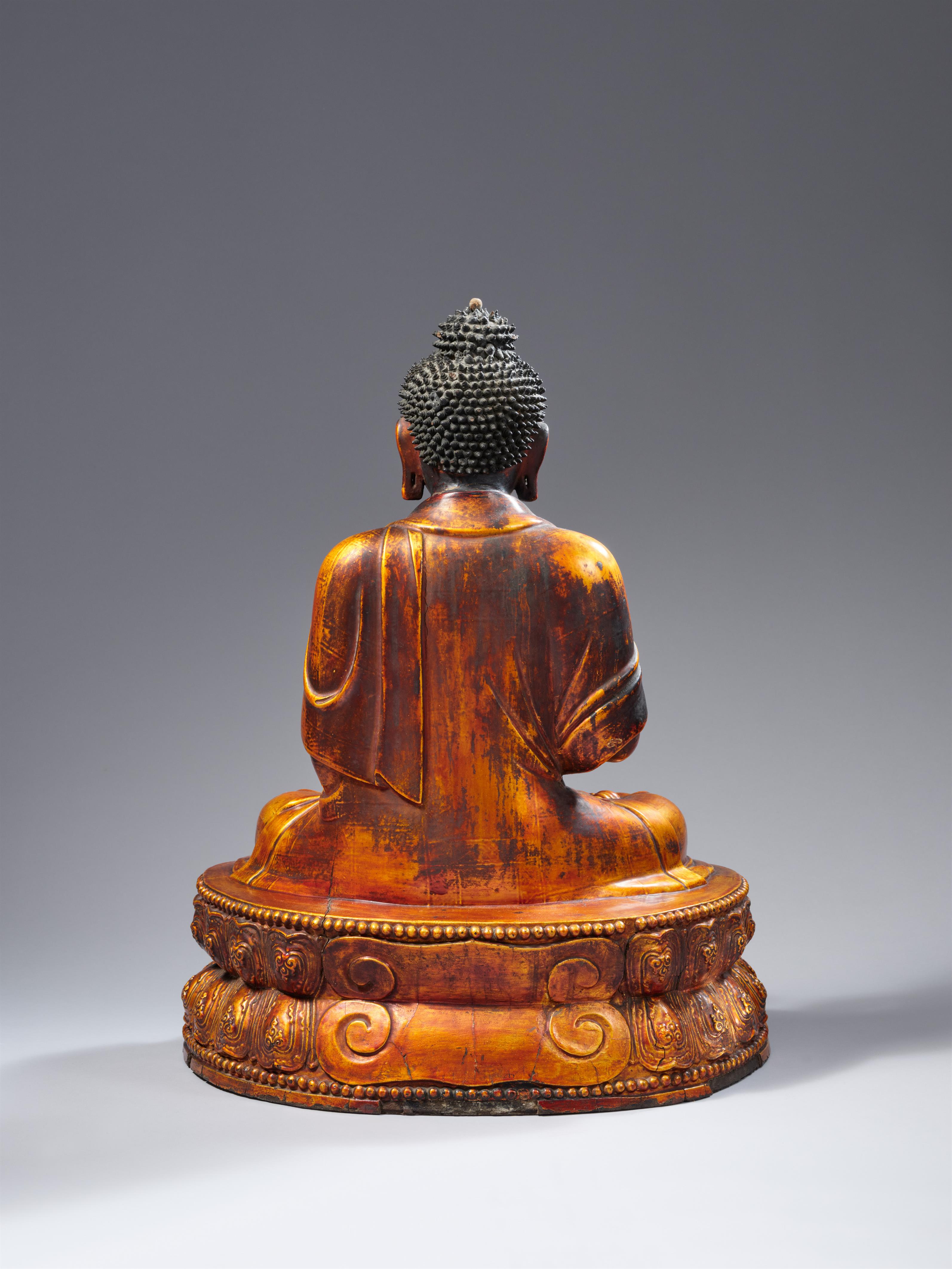 A gilt lacquered wood figure of Buddha Dipankara. 18th century - image-2