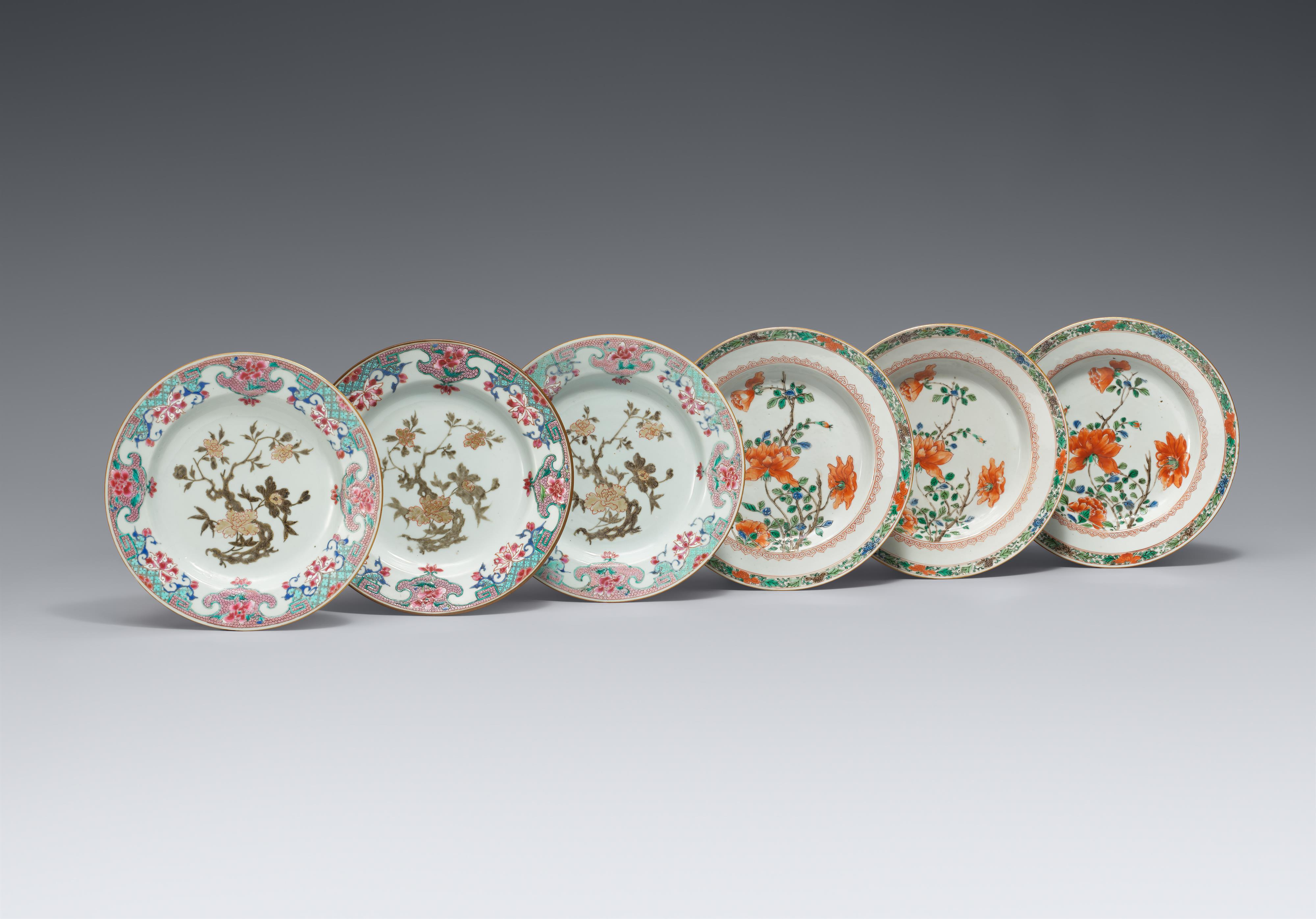 A group of six Chinese export plates. Kangxi/ Qianlong period, 18th century - image-1