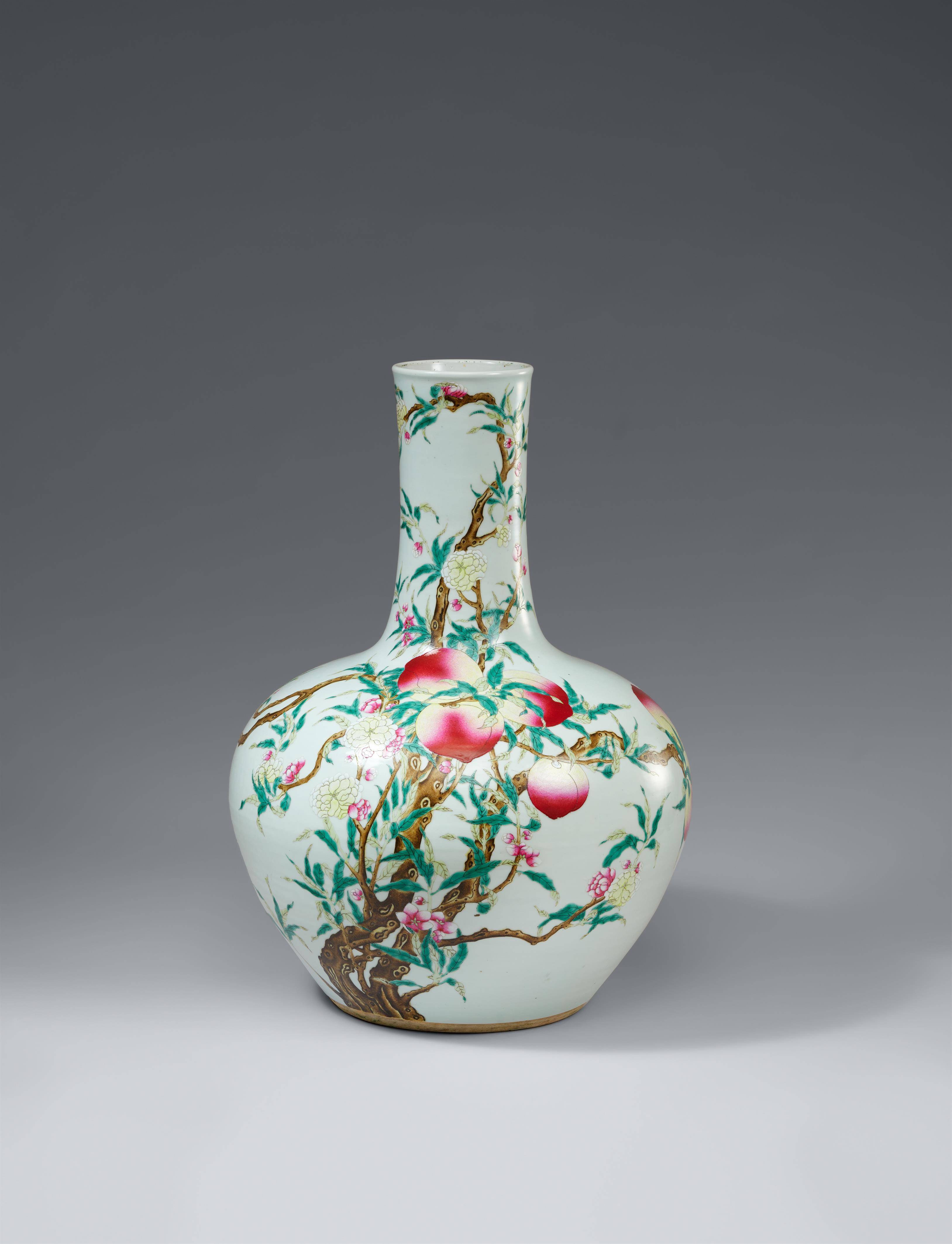A large famille rose 'Nine Peaches' vase. 19th/early 20th century - image-1