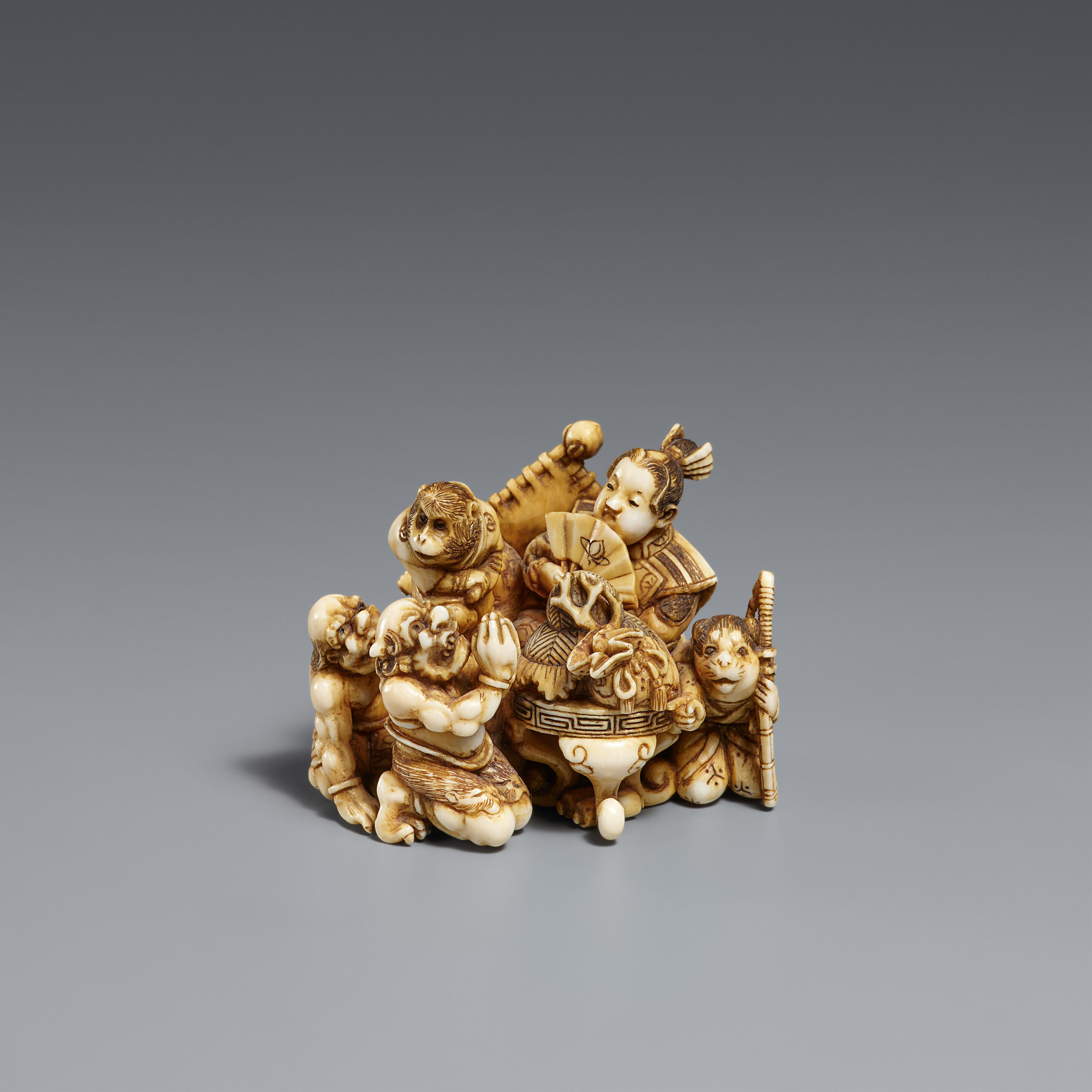 An ivory netsuke of Momotarô and his friends. Late 19th century - image-1