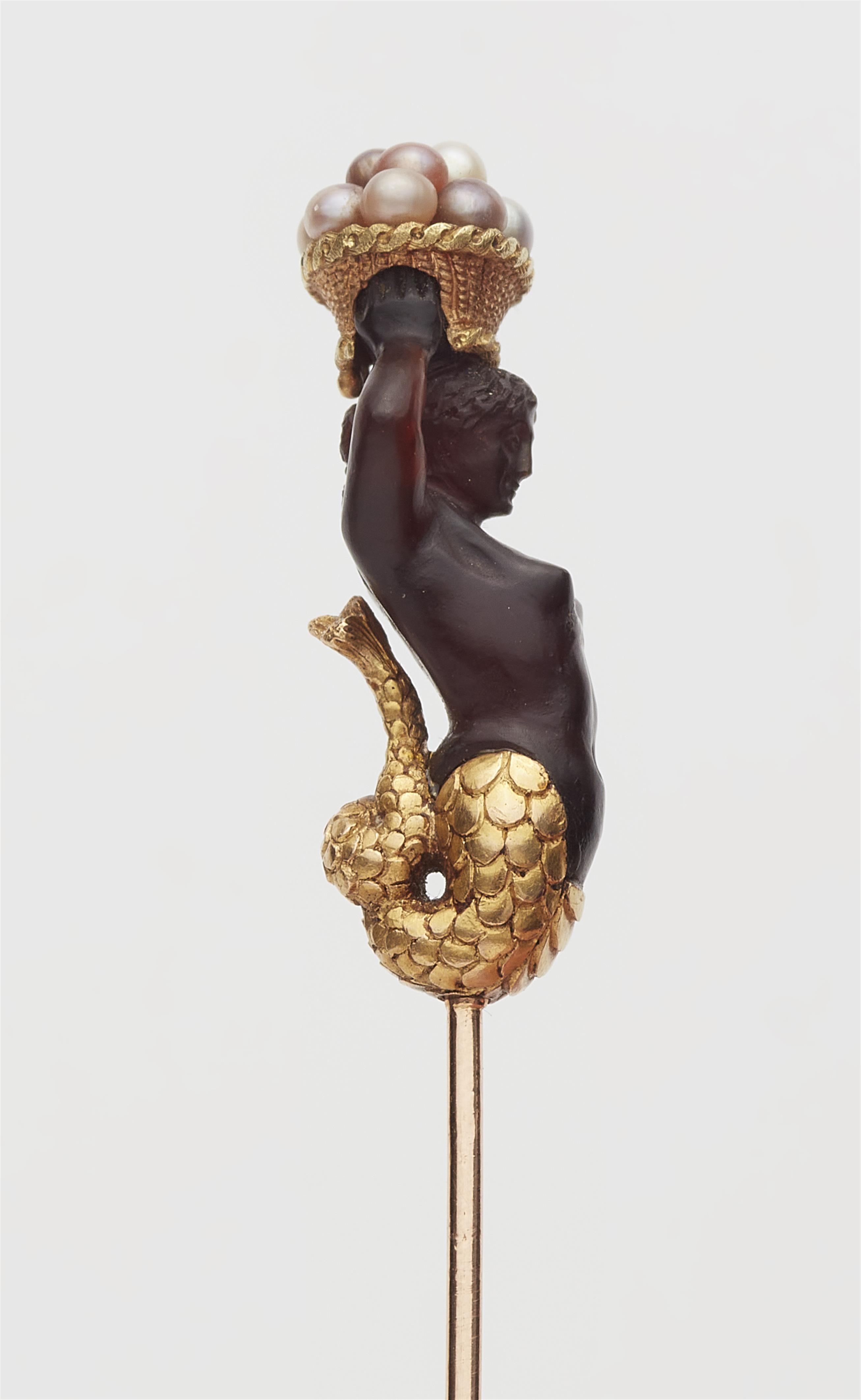 A Belle Epoque 18k gold, carved agate and natural pearl mermaid stickpin. - image-3