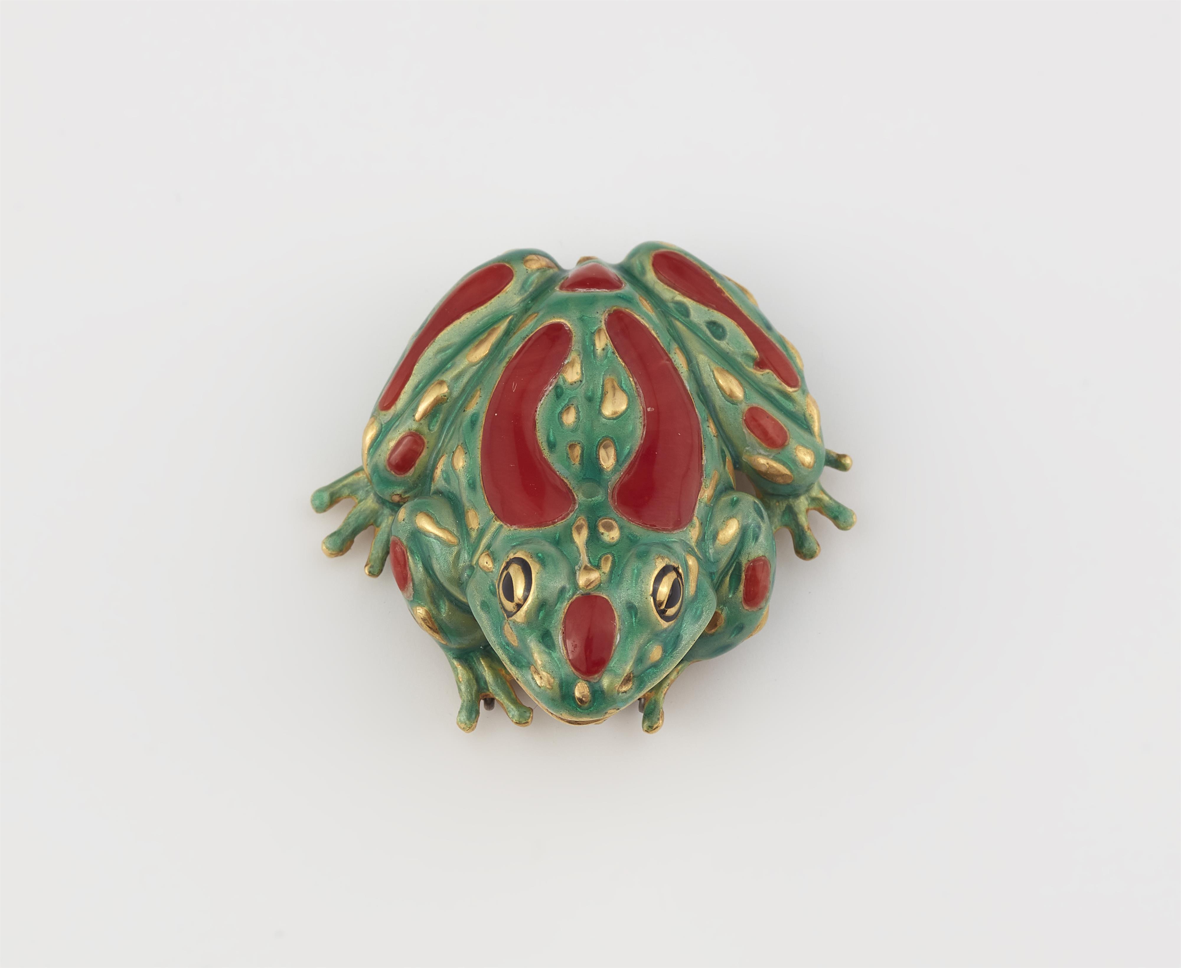 A German 18k gold enamel and red coral brooch "green frog with red coral spots". One of a kind. - image-2
