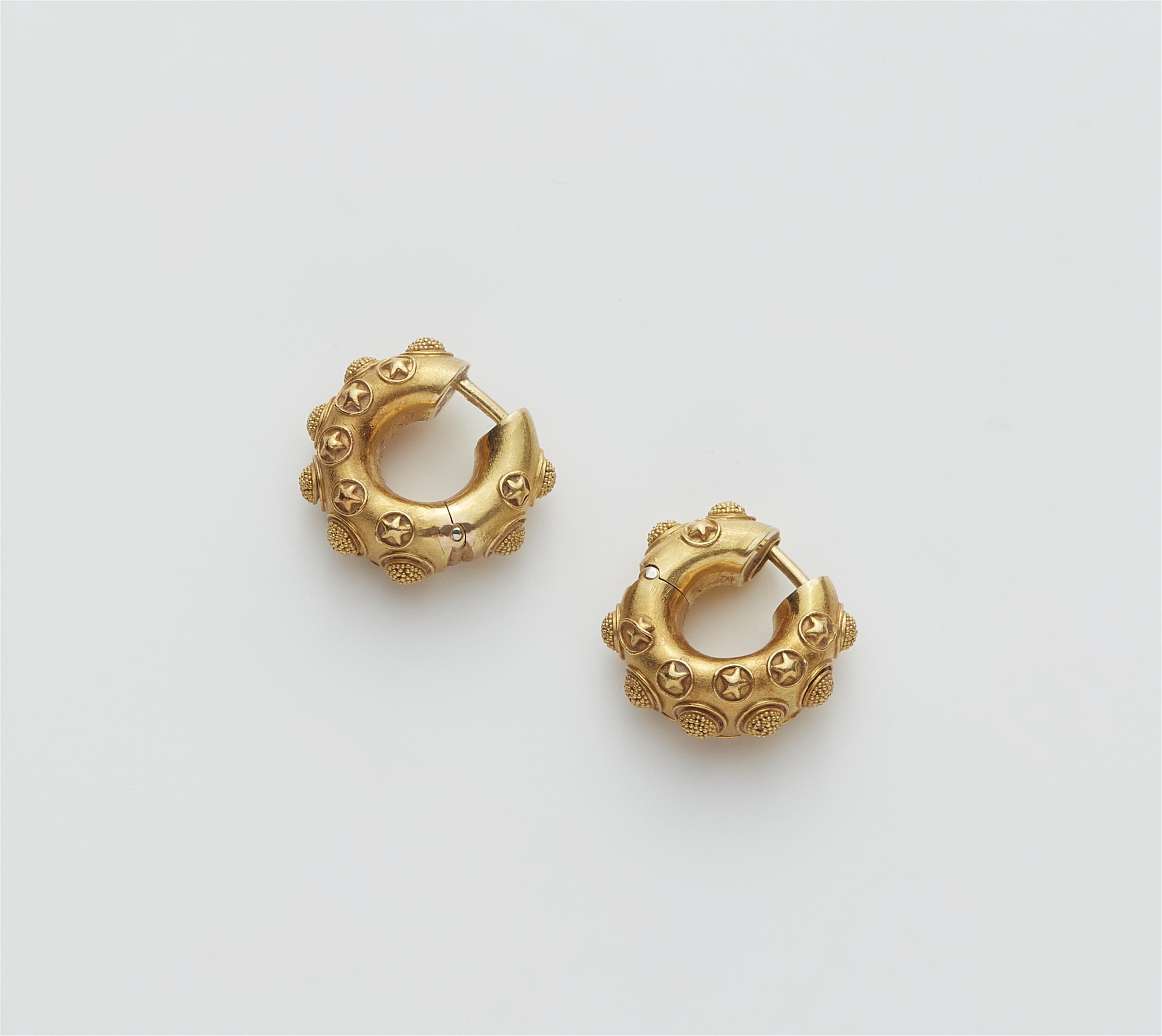 A pair of 18k yellow gold granulated earrings. - image-3