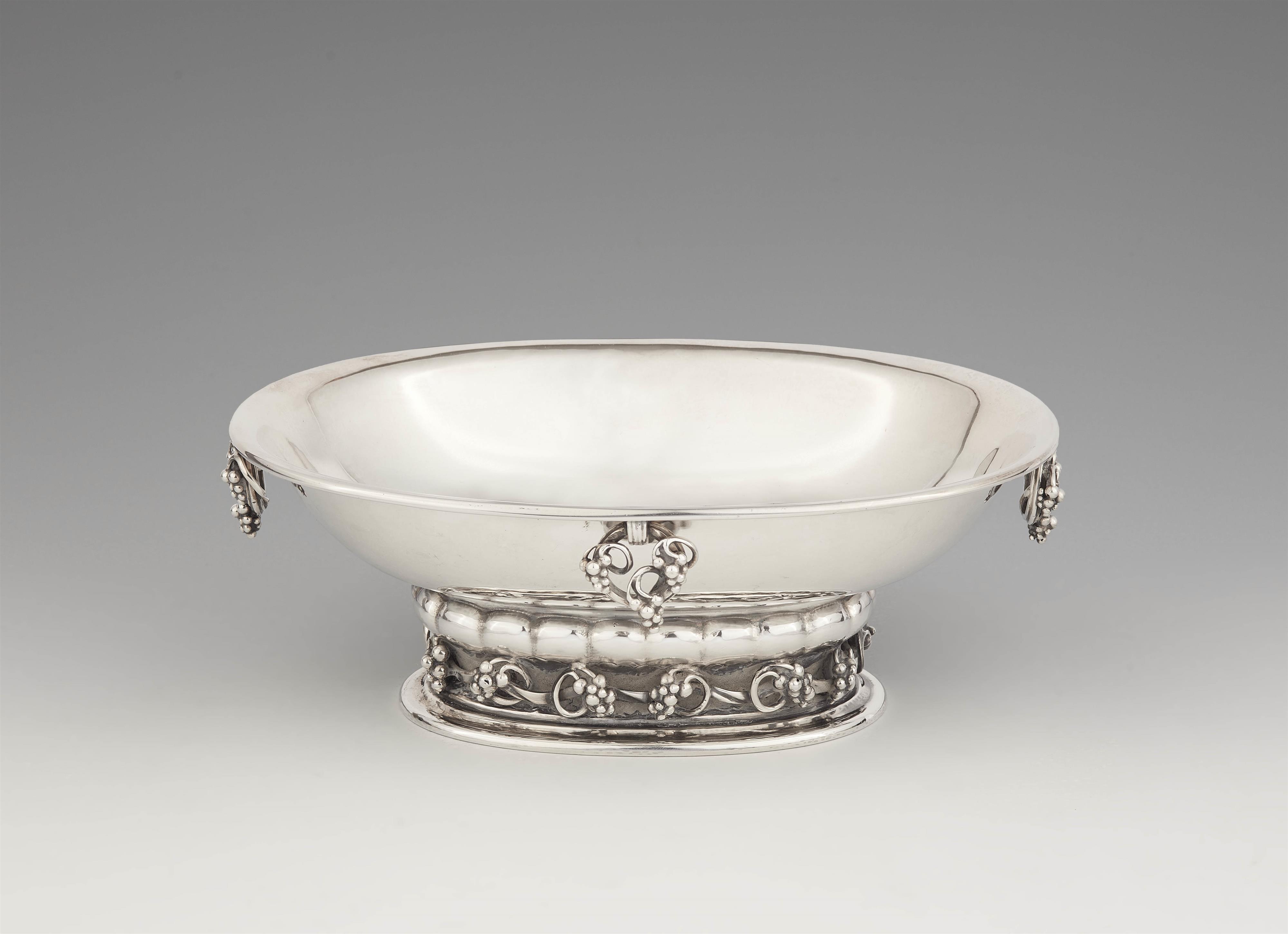 A Copenhagen silver bowl no. 296 - image-1