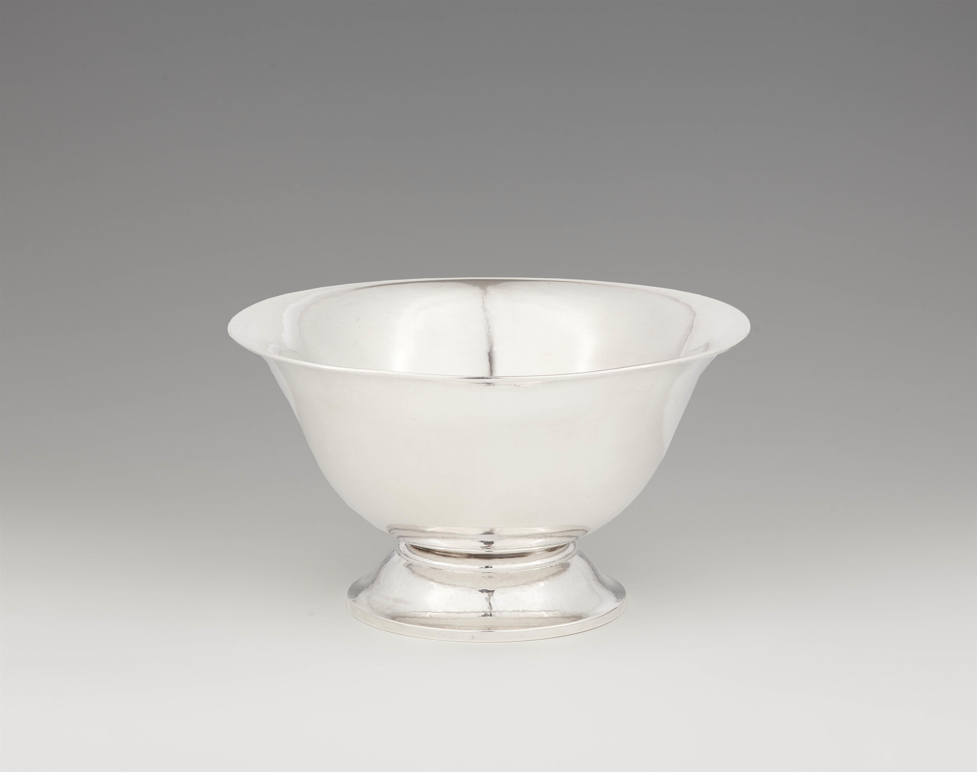 An Art Deco Copenhagen silver dish - image-1