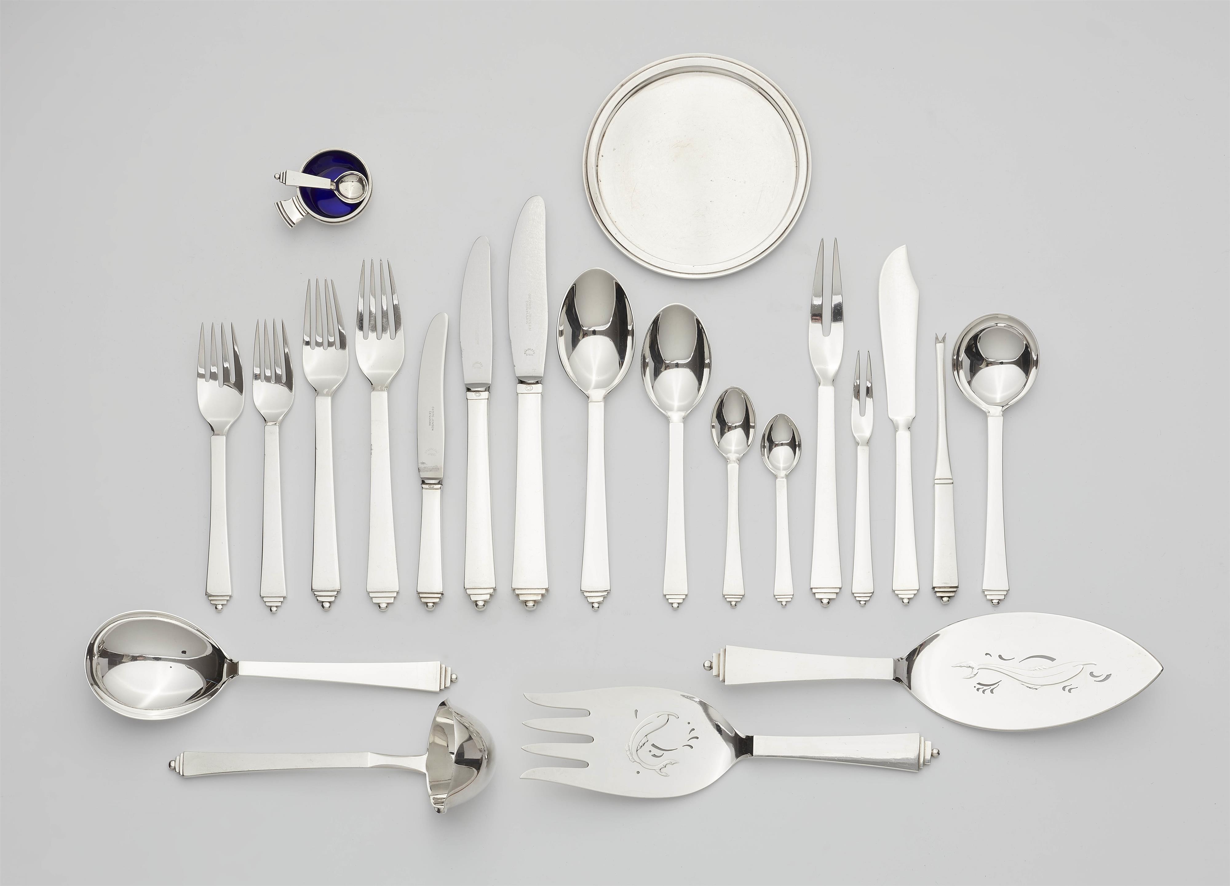 An extensive Copenhagen silver cutlery set, "Pyramide" model - image-1