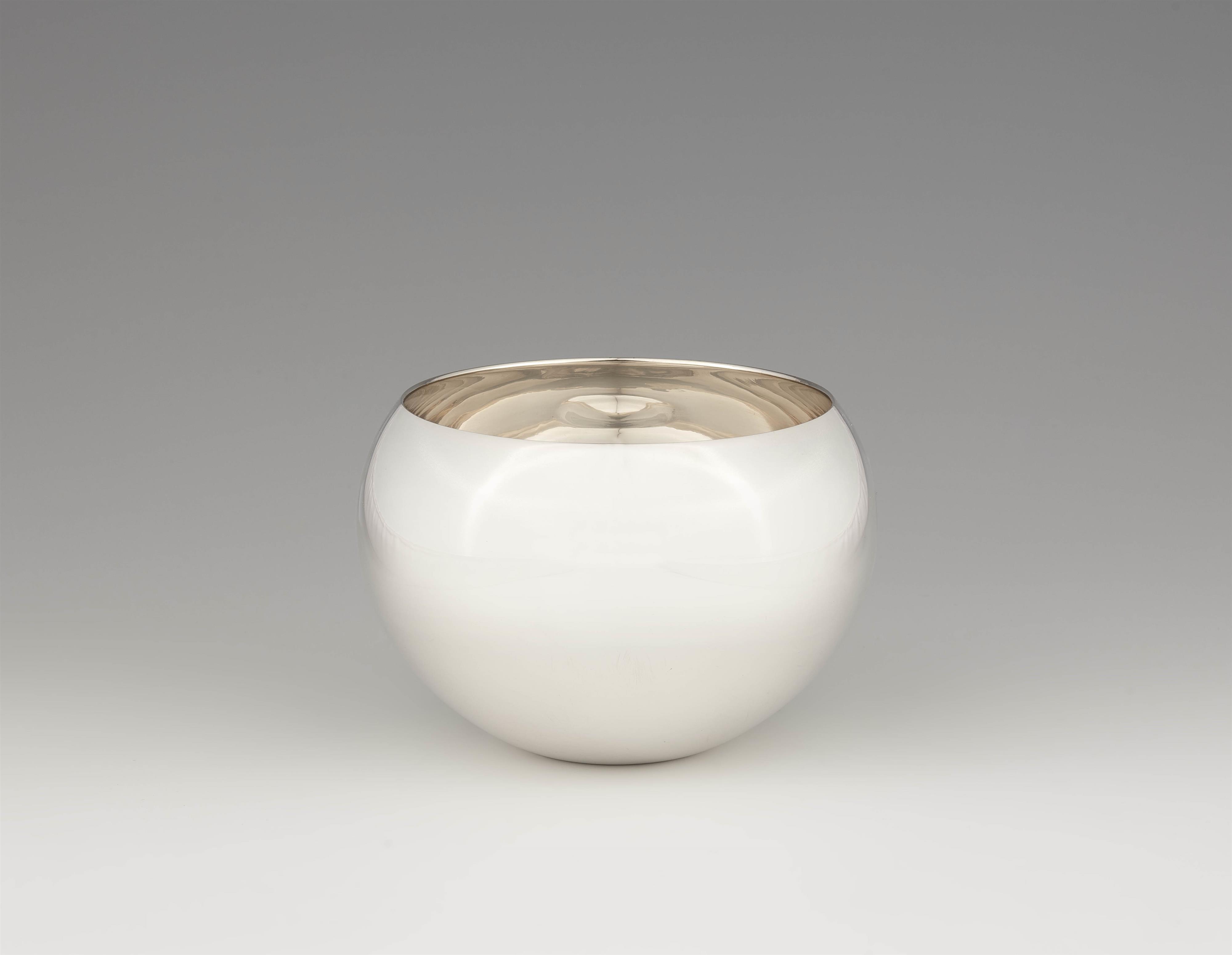 A Kolding silver bowl, model no. HH 517 - image-1