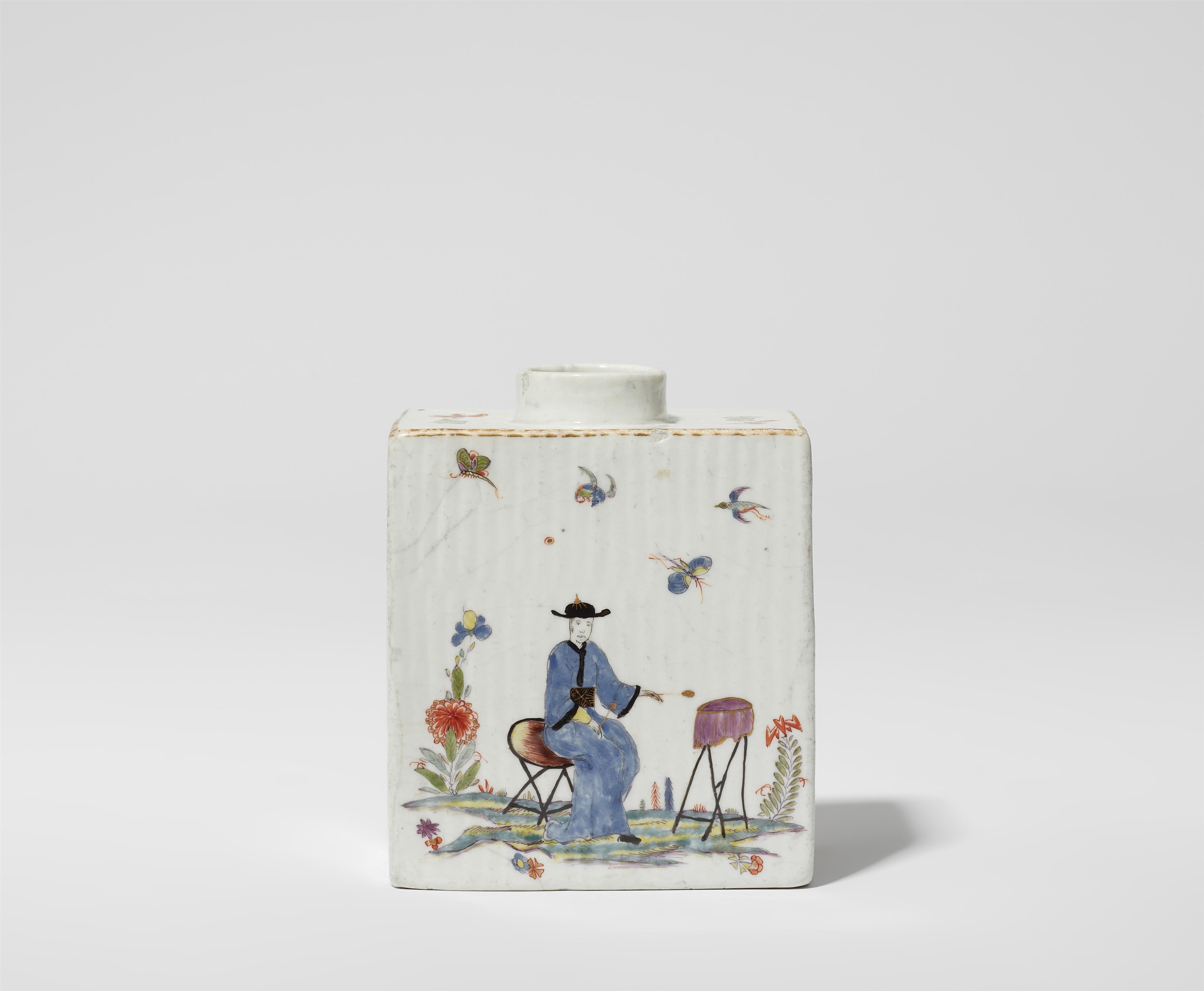A Meissen porcelain tea caddy with Chinoiseries - image-1