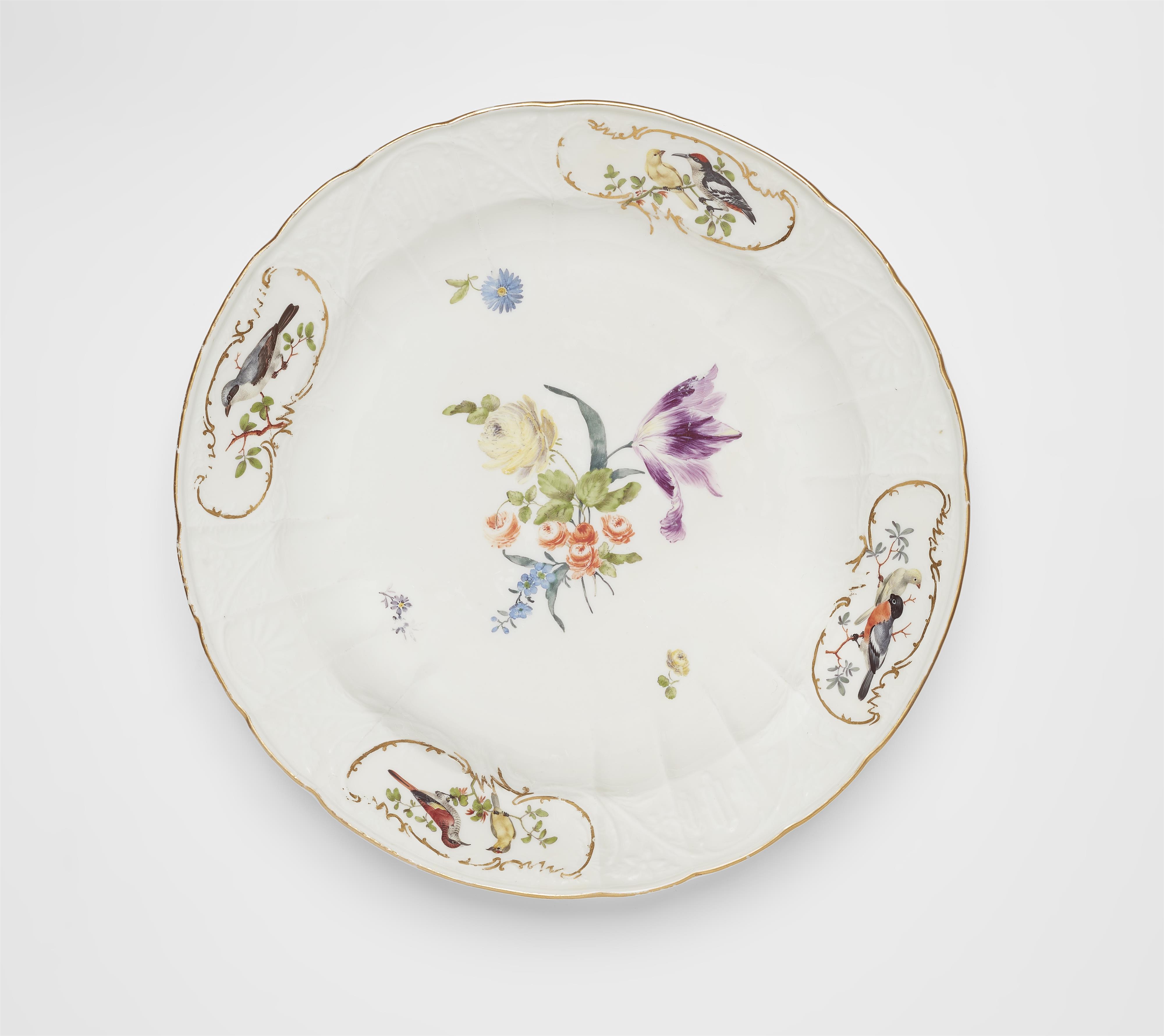 A Meissen porcelain dish with bird motifs - image-1
