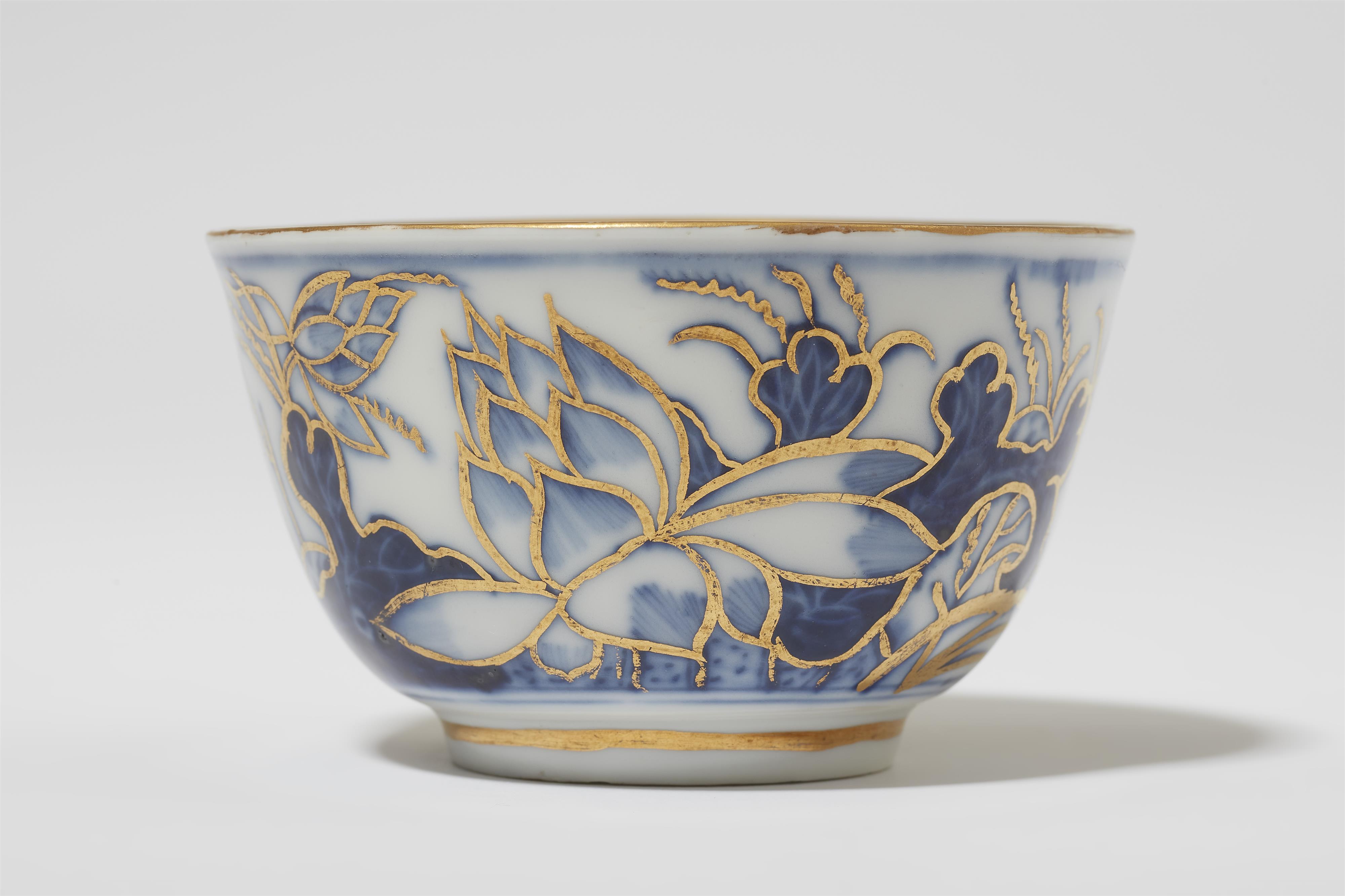Five Meissen porcelain items with "hausmaler" decor - image-4