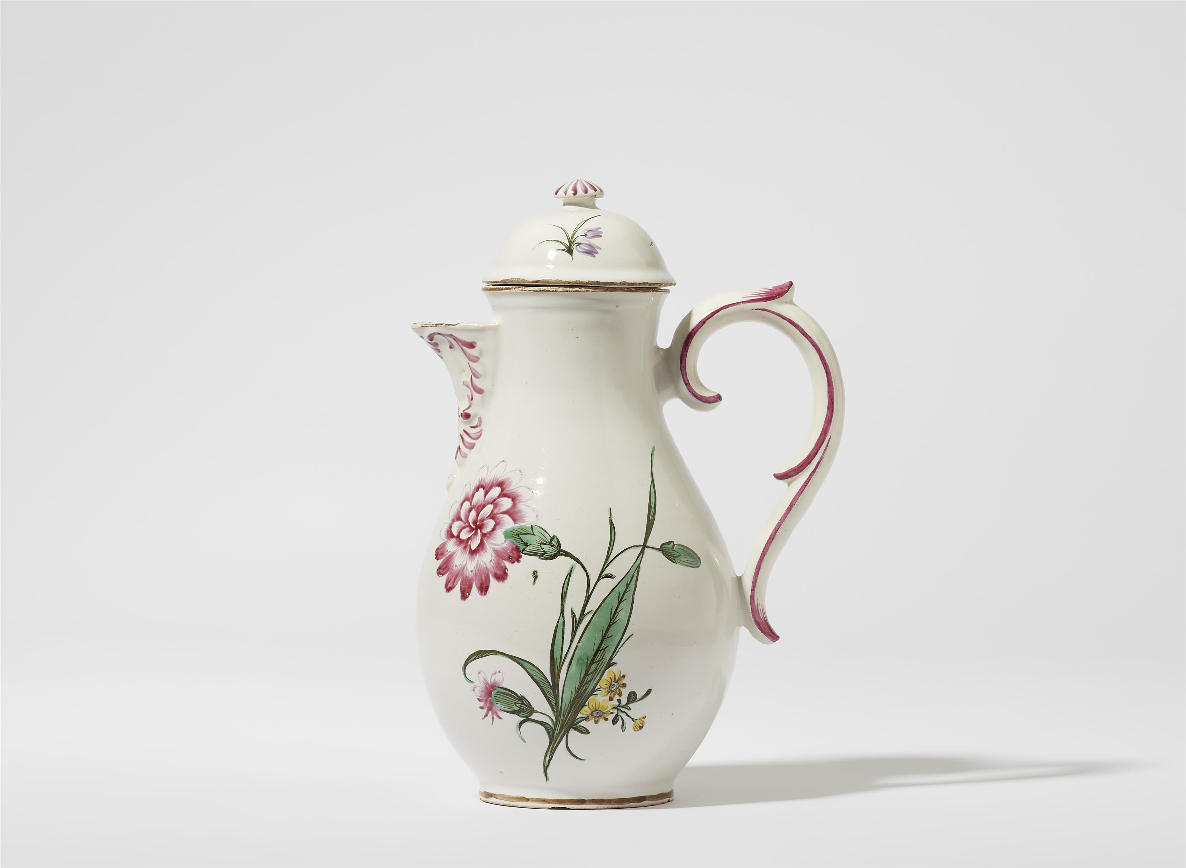 A Proskau faience jug with carnation decor - image-1