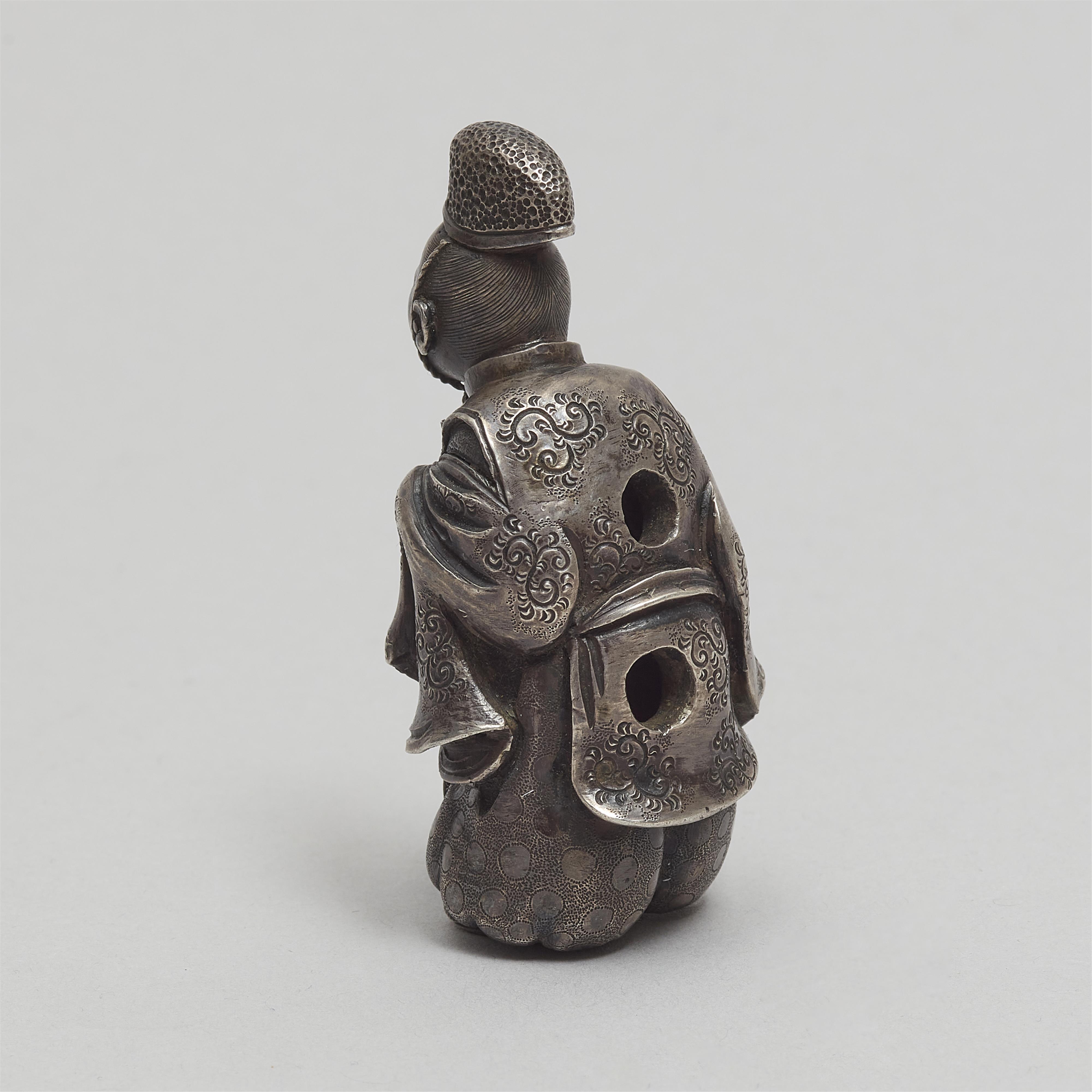A silver netsuke of courtier playing foot ball. 19th century - image-5