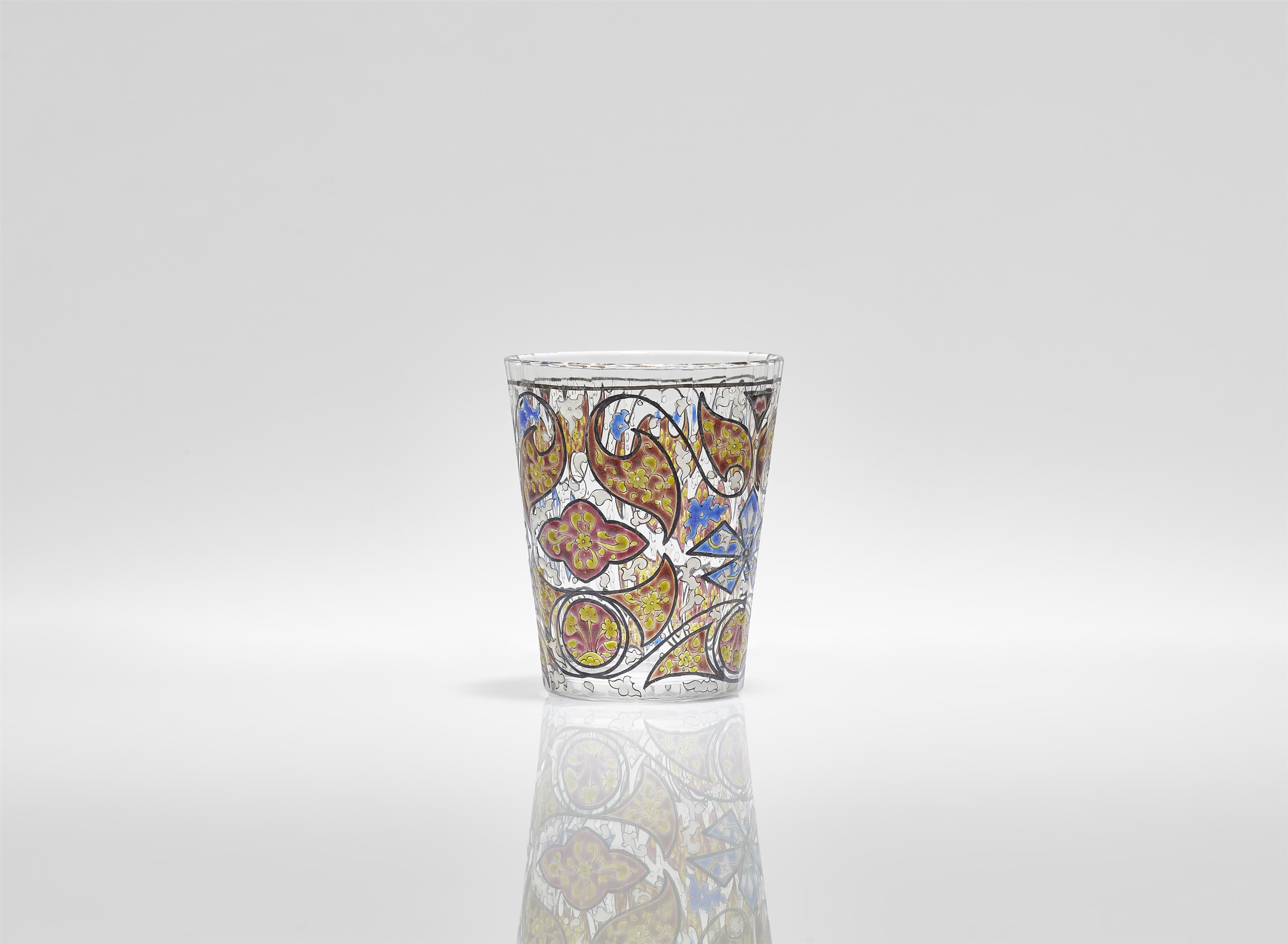 A faceted beaker with Oriental motifs
Emile Gallé, Nancy, around/after 1882. - image-1