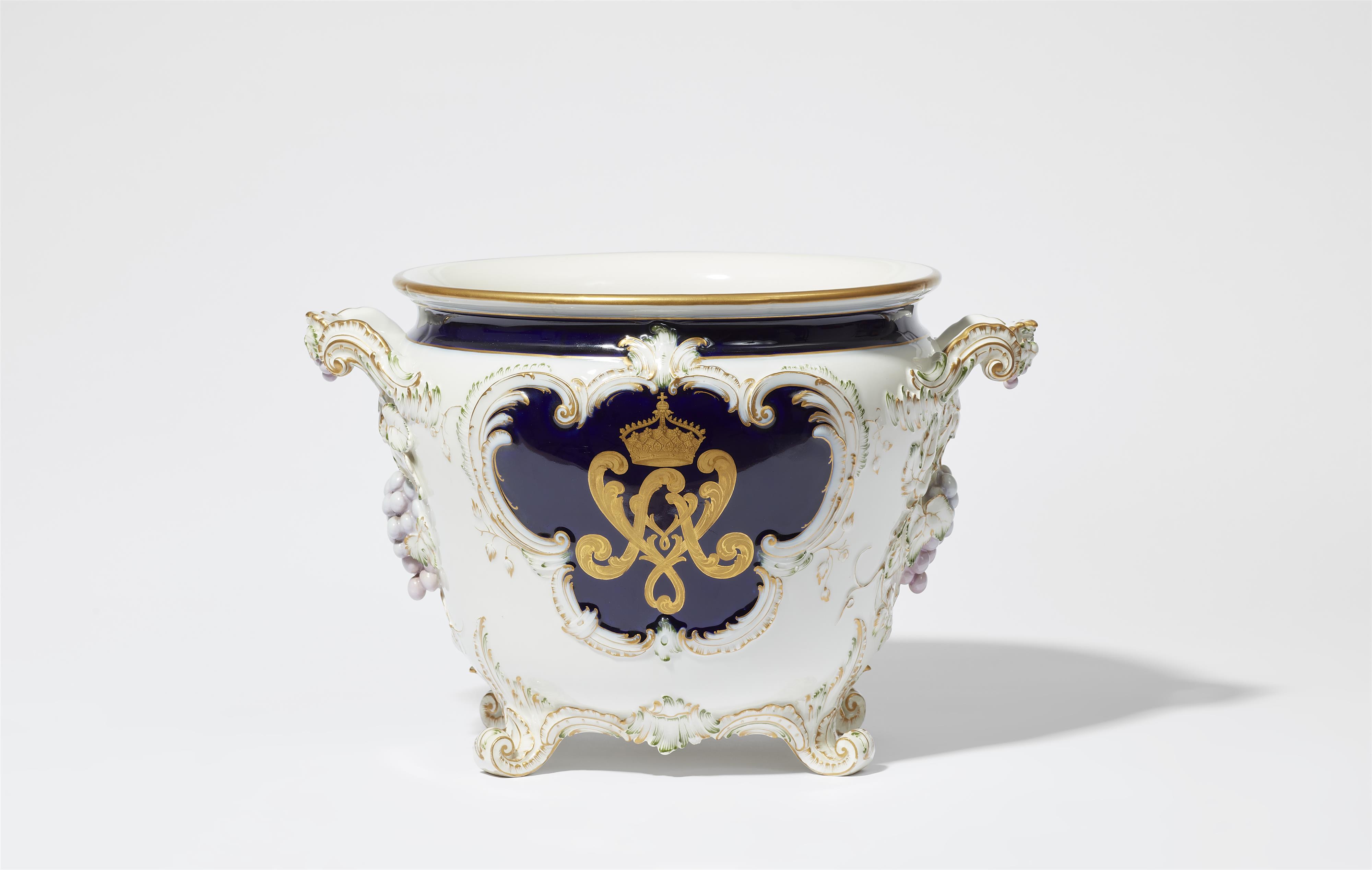 A Berlin KPM porcelain pot cover for the Orangery of Empress Auguste Viktoria - image-1