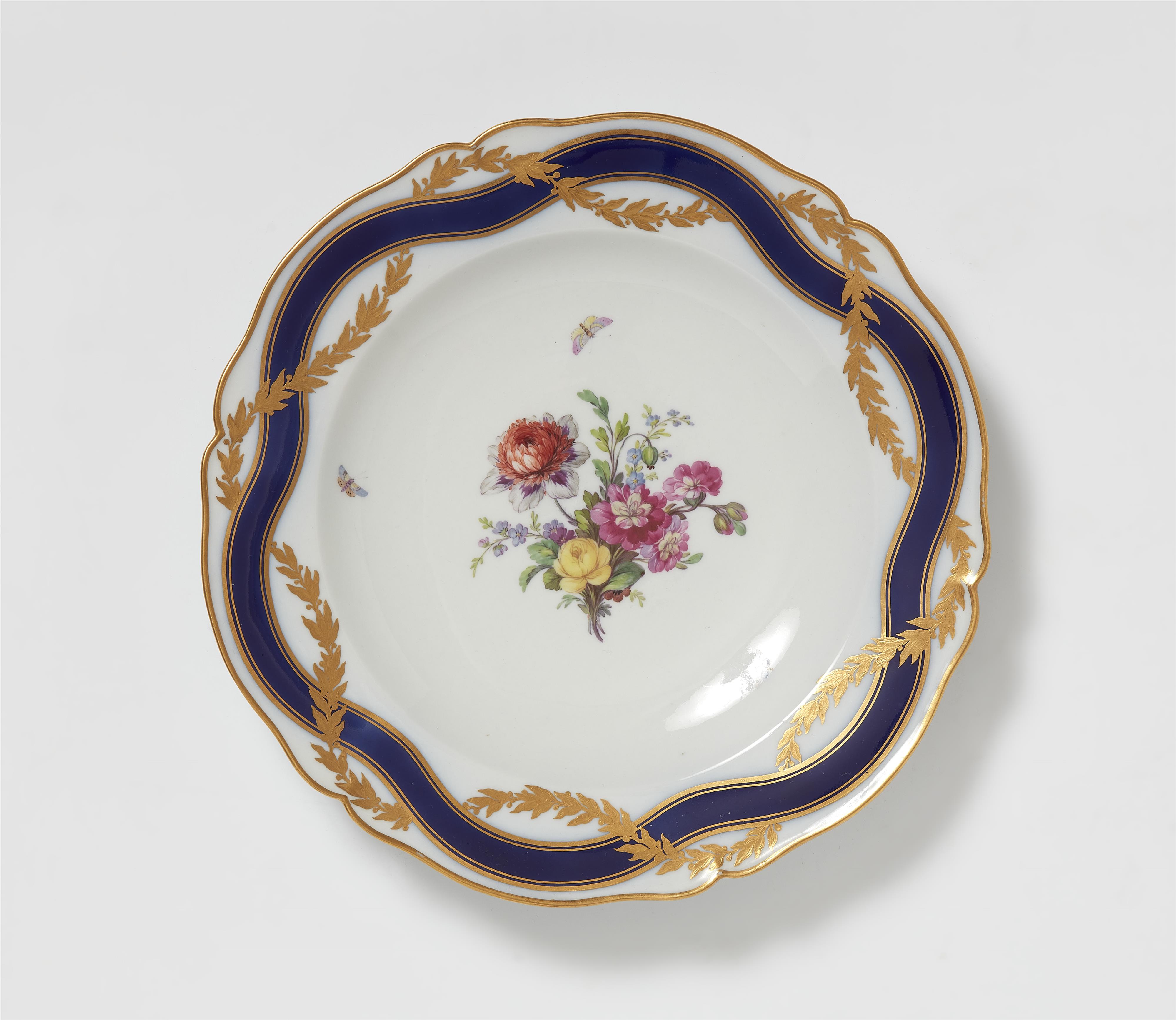 A Berlin KPM porcelain dinner plate from the last dinner service for King Friedrich II - image-1