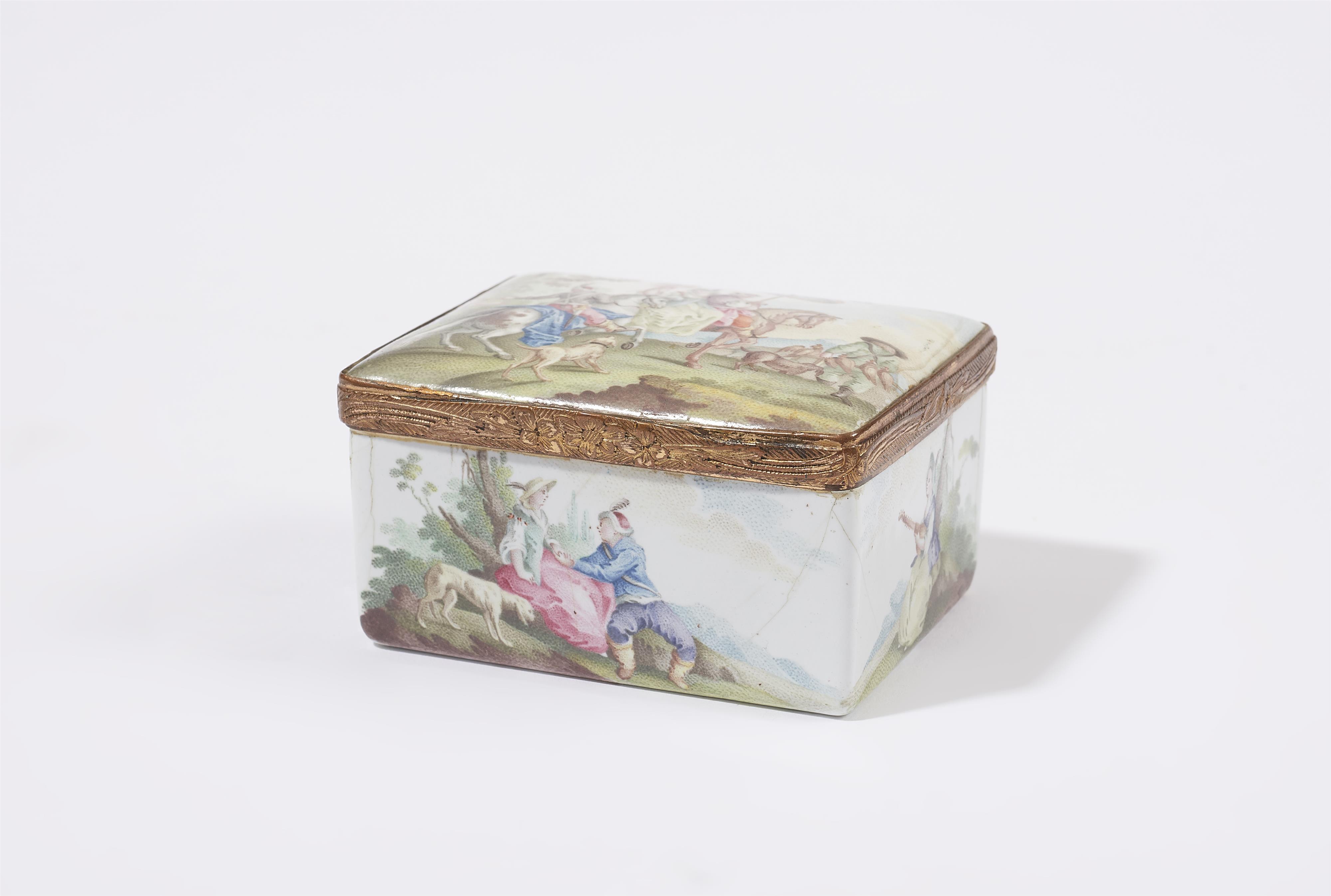 An enamelled tobacco box with a falcon hunt scene - image-2