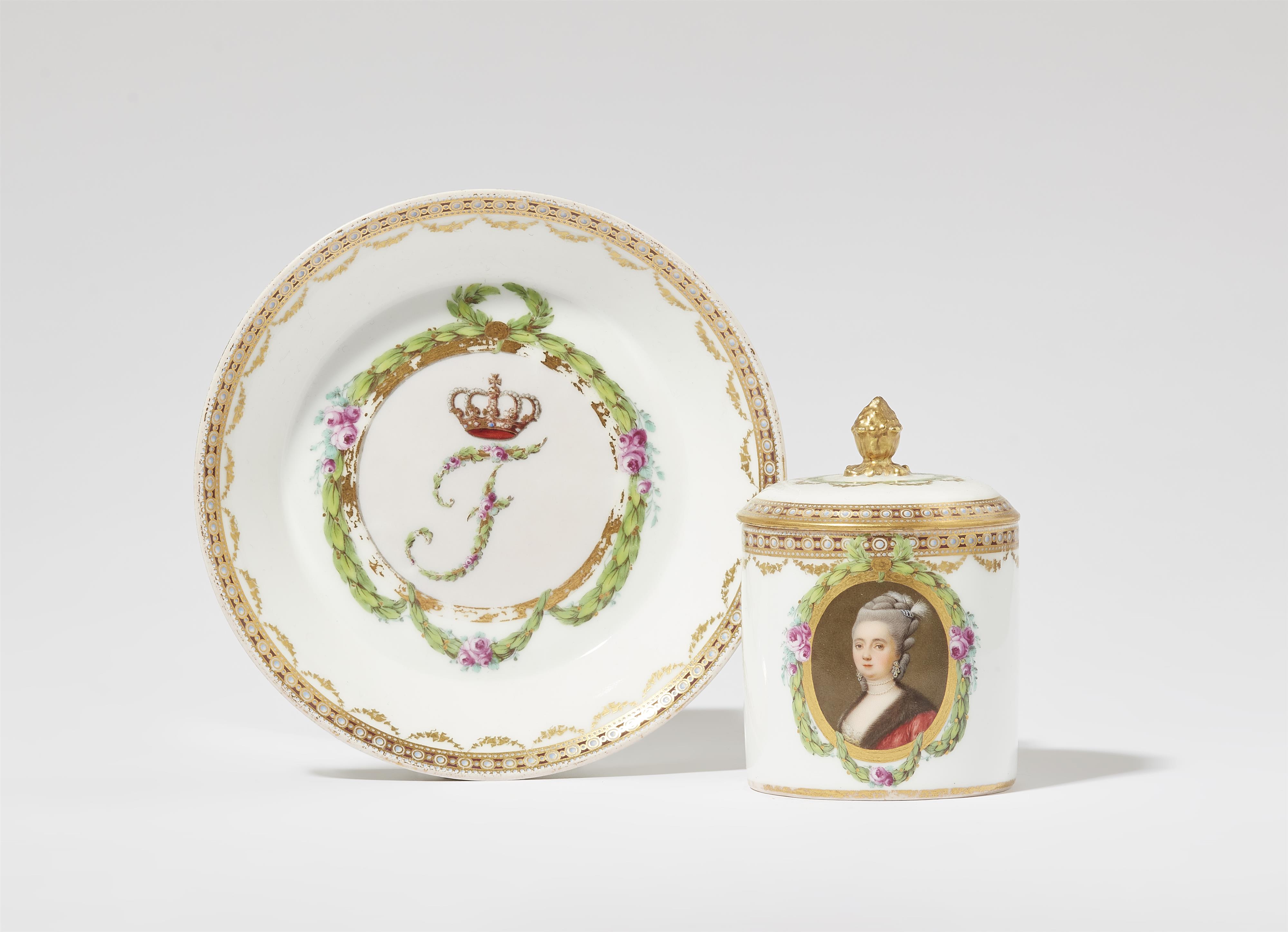 A Meissen porcelain cup and cover with a portrait of a German princess - image-1