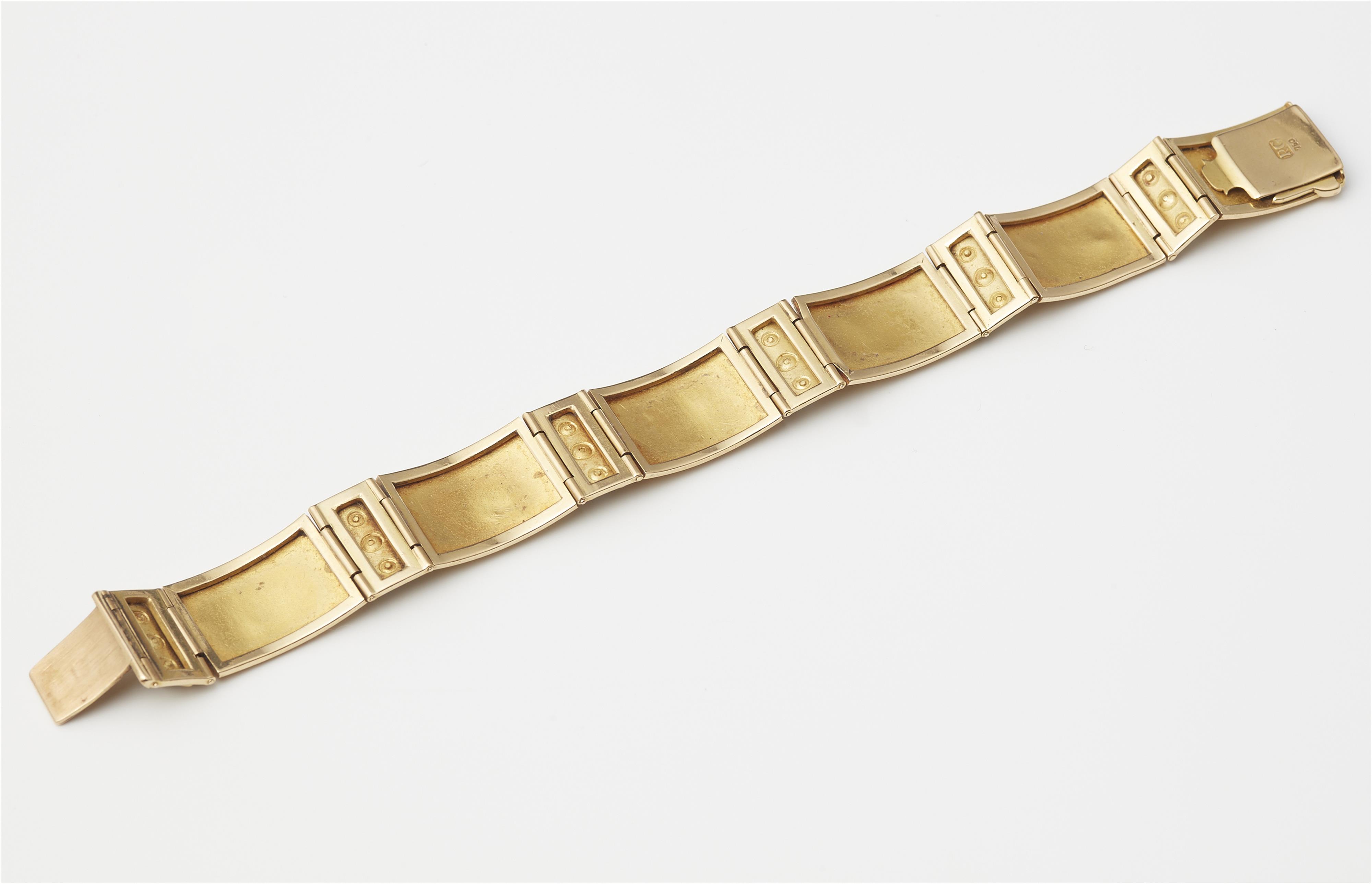 A German 18k gold granulation and pearl bracelet. - image-2
