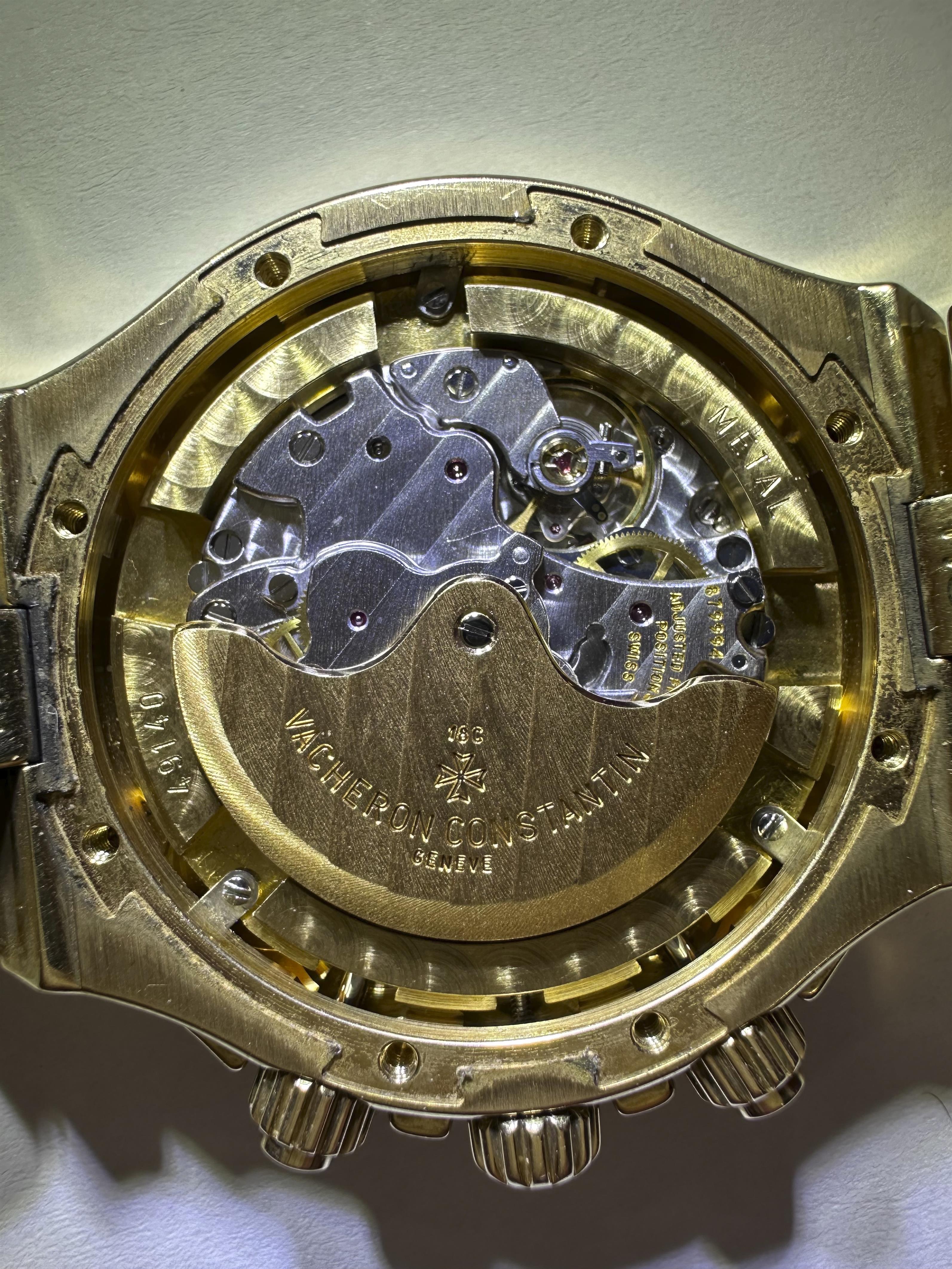 An 18k yellow gold Vacheron Constantin chronograph gentleman's wristwatch. - image-2